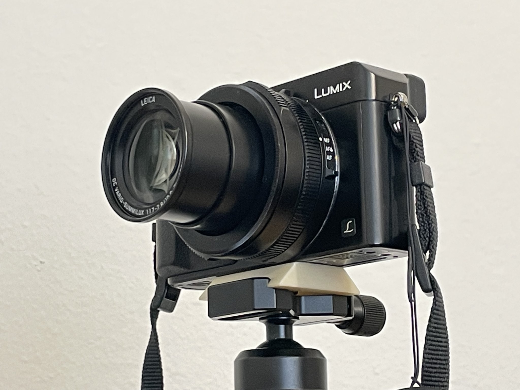 Plate Arca-Swiss Quick Release có ốc