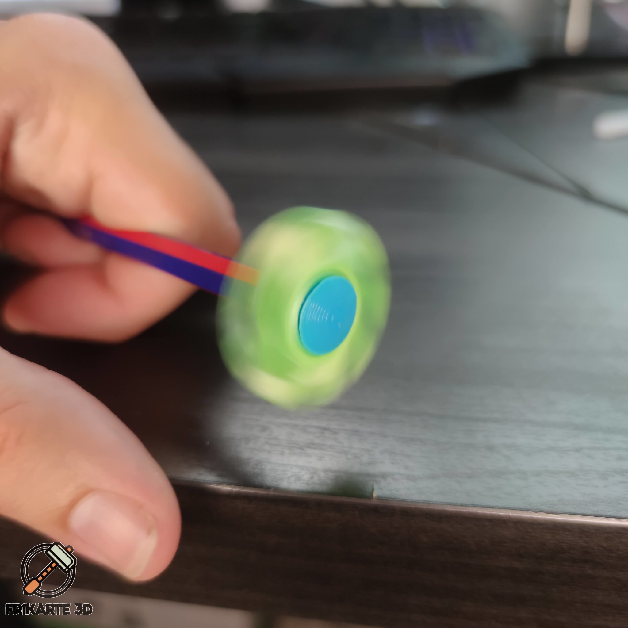 Tiêu đề Máy quay bút chì Helix Tóm tắt Bạn có yêu thích những