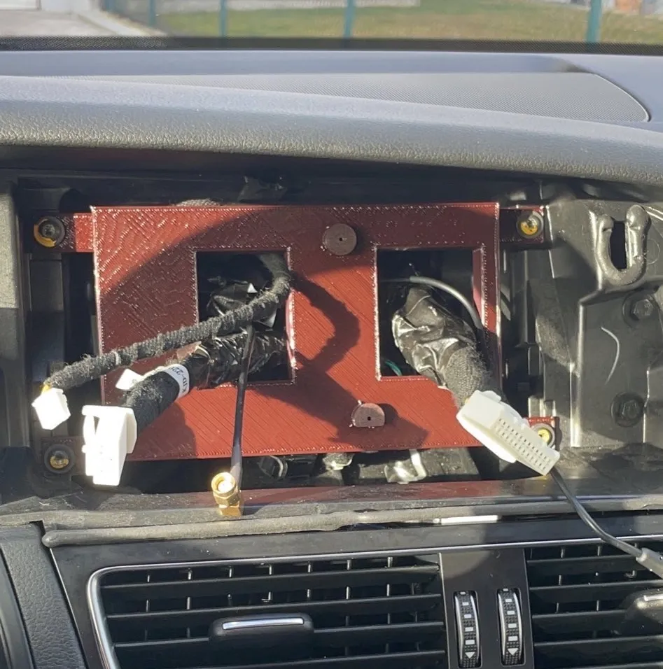 Pát Gắn Màn Hình Carplay 10,25 inch Audi A5 (XTRONS)