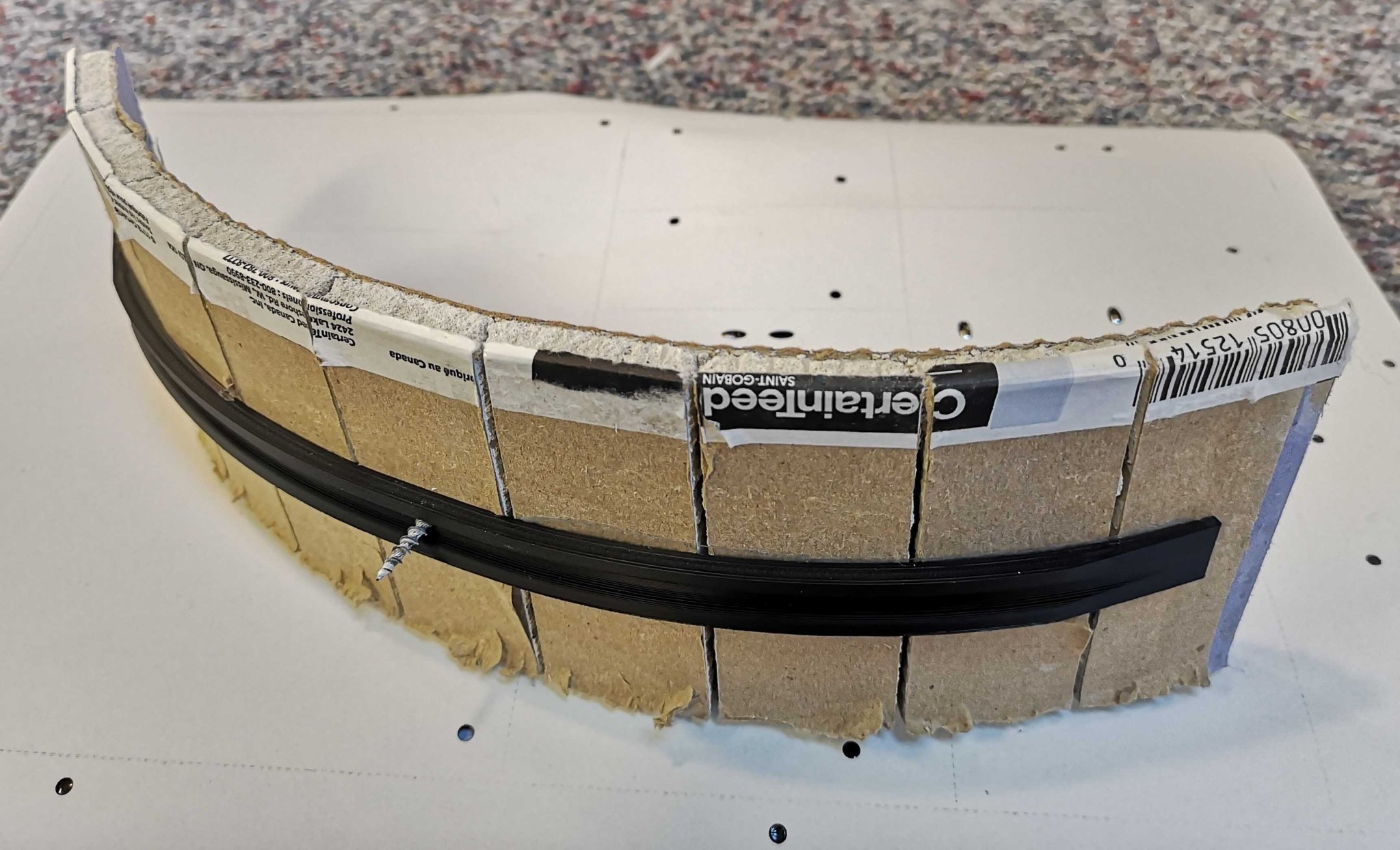 Drywall 90 degree curved/fillet ceiling support boning rib