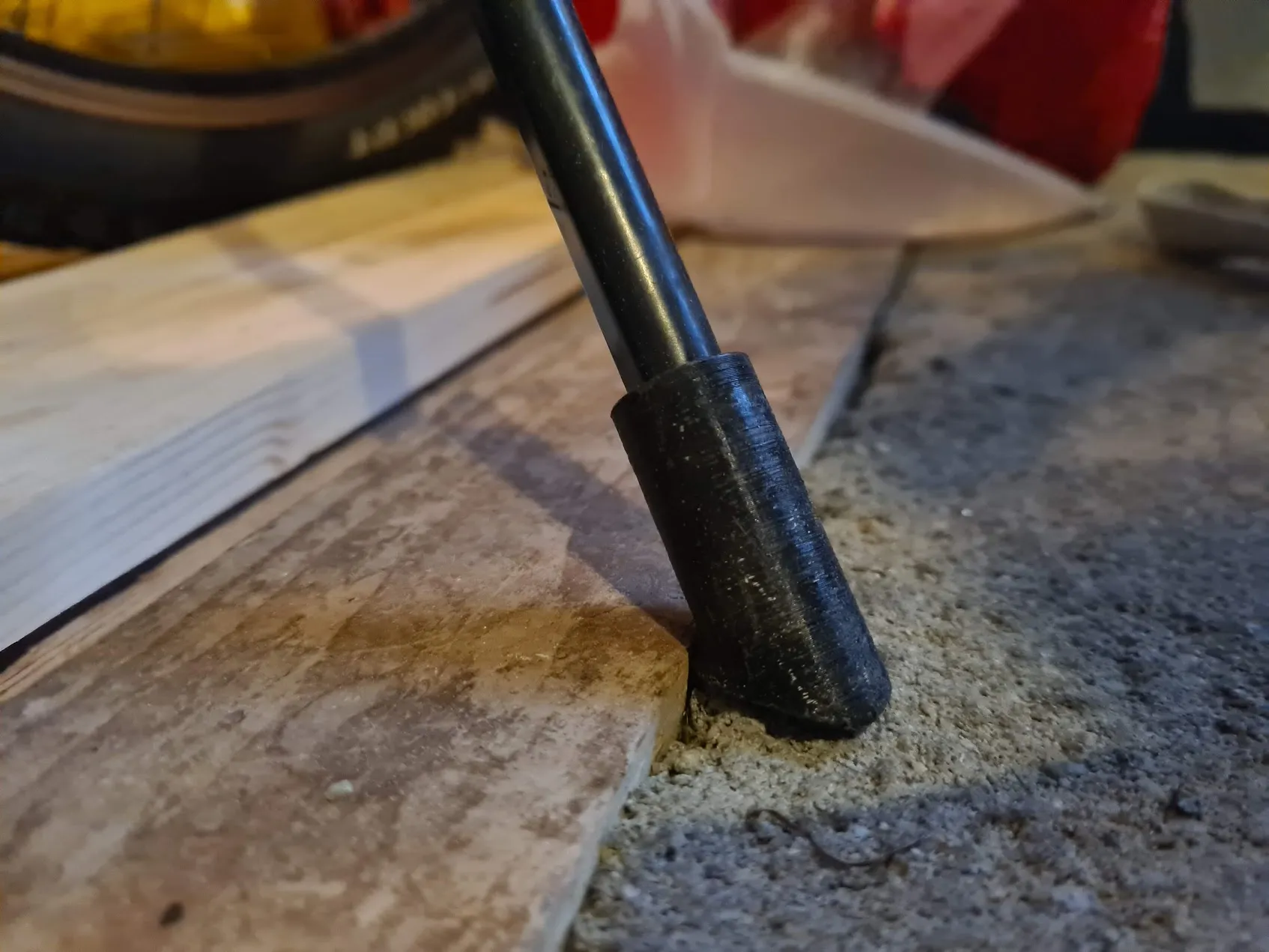 Pletscher kickstand end protector