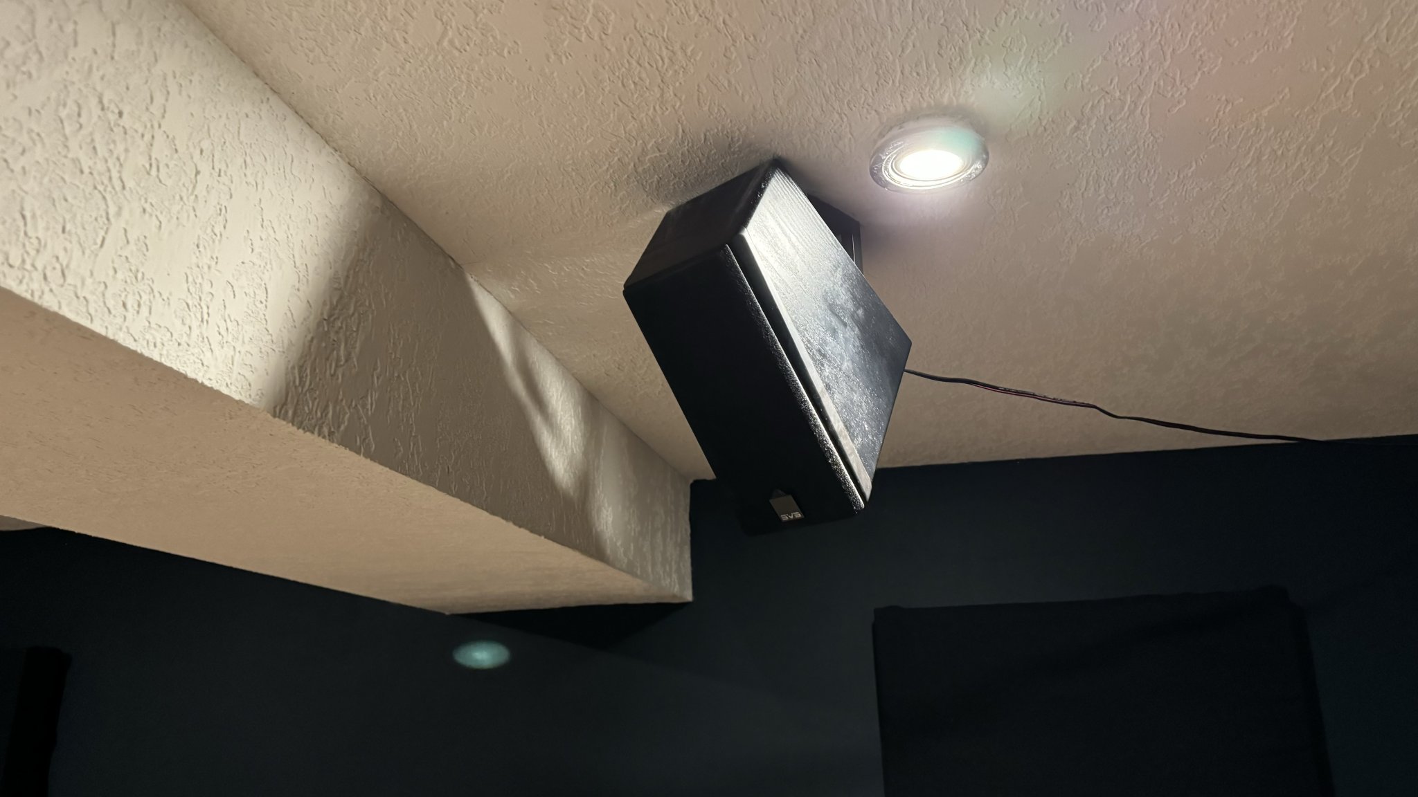 Tiêu đề Bộ điều hợp gắn góc nghiêng SVS Atmos Tóm tắt Khi