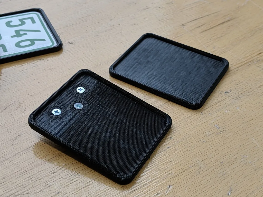 Tiêu đề E-Scooter Versicherungsaufkleberhalterung Người giữ nhãn dá