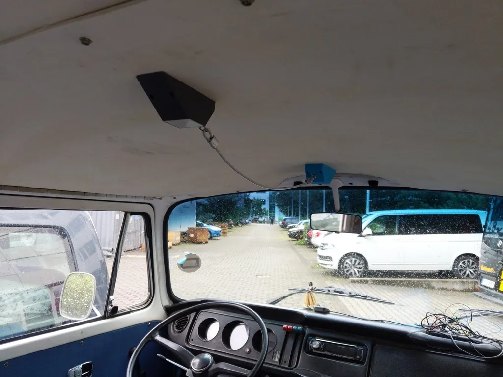 Tiêu đề Xe Tải Kiểu Kéo Còi Tóm tắt Nút còi trên vô lăng ch