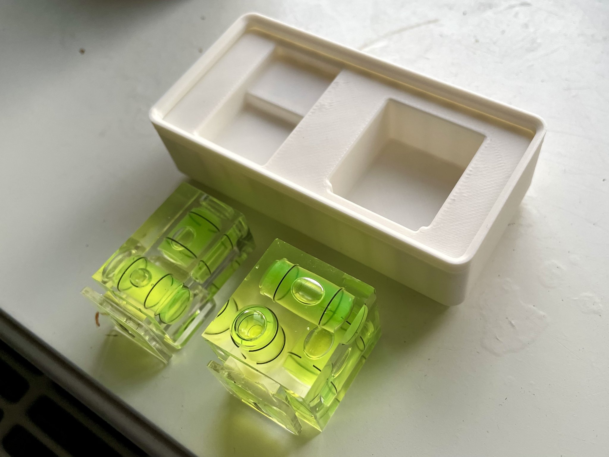 Tiêu đề Gridfinity 1x2x3 cấp độ giày lạnh cho máy ảnh Tóm tắ