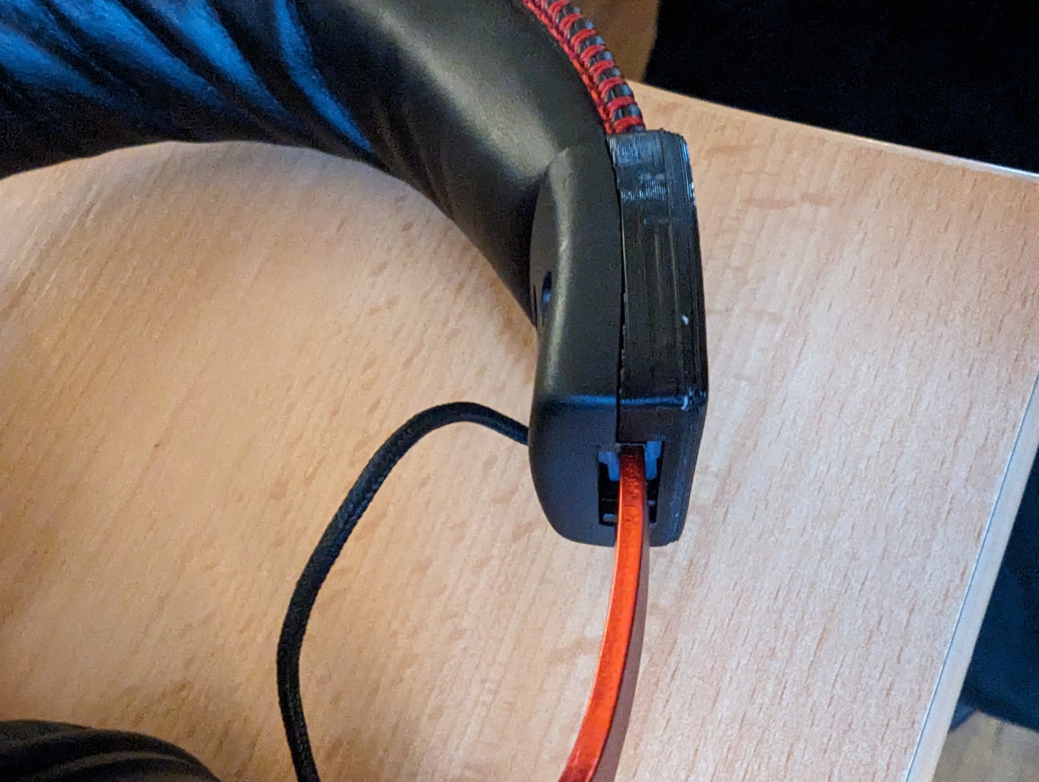 HyperX outer bracket/clamp