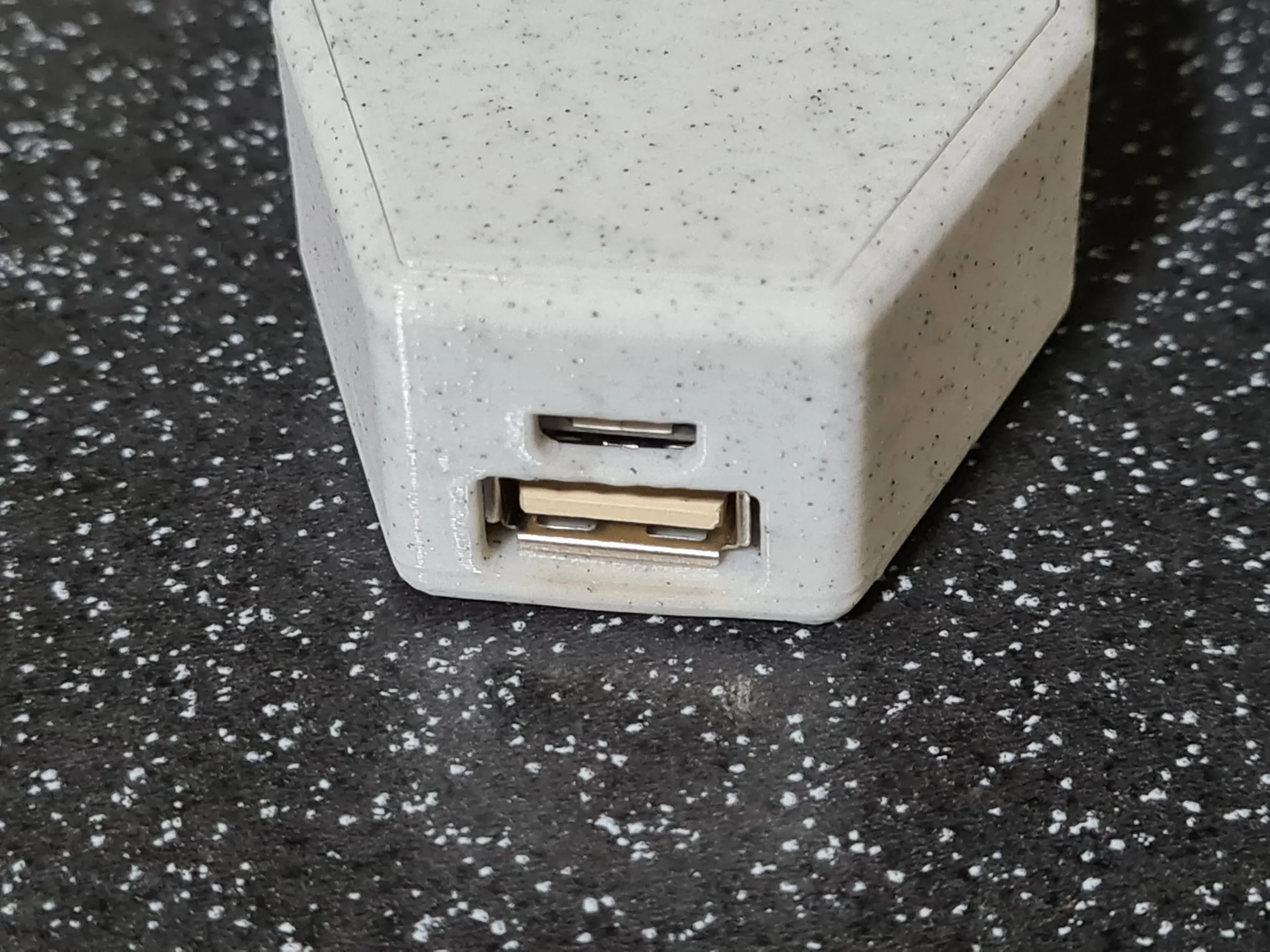 Tiêu đề Power Bank - Từ Pin Vape Tóm tắt Sạc dự phòng DIY từ