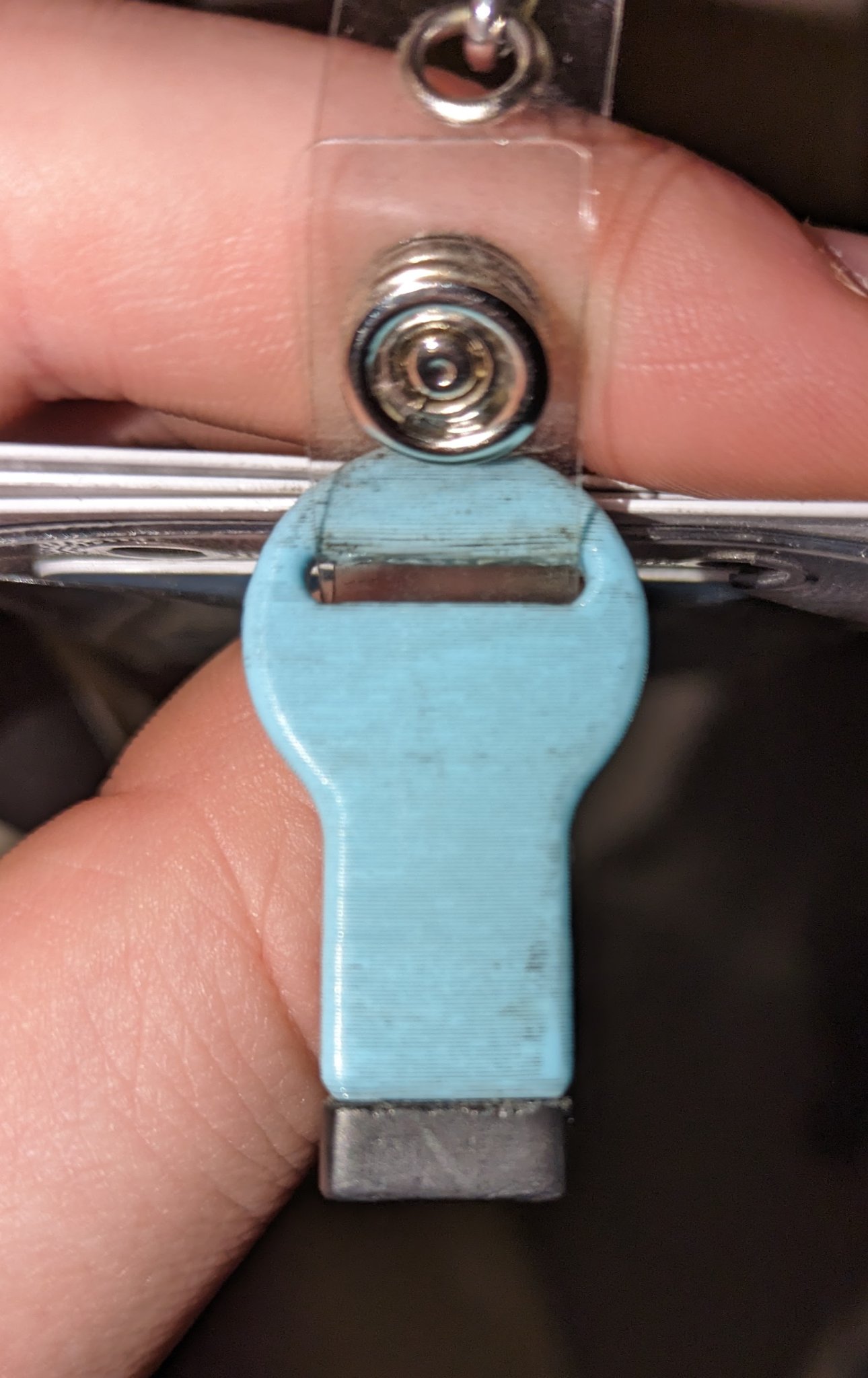 Tiêu đề Đính kèm huy hiệu YubiKey USB C Tổng hợp Đính kèm h