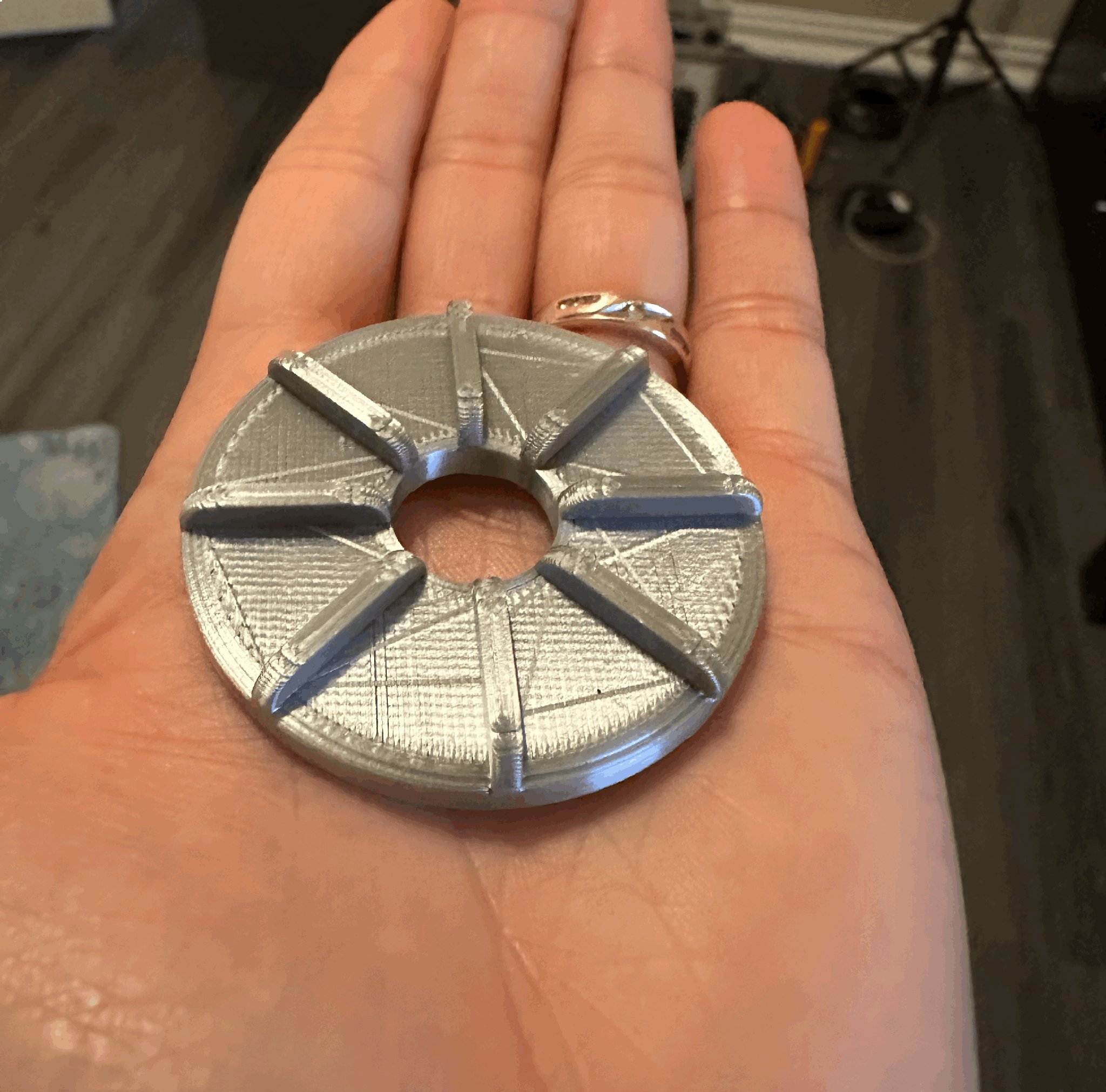 Tiêu đề Cánh quạt có 2 lỗ nam châm Tóm tắt Cánh quạt có hai