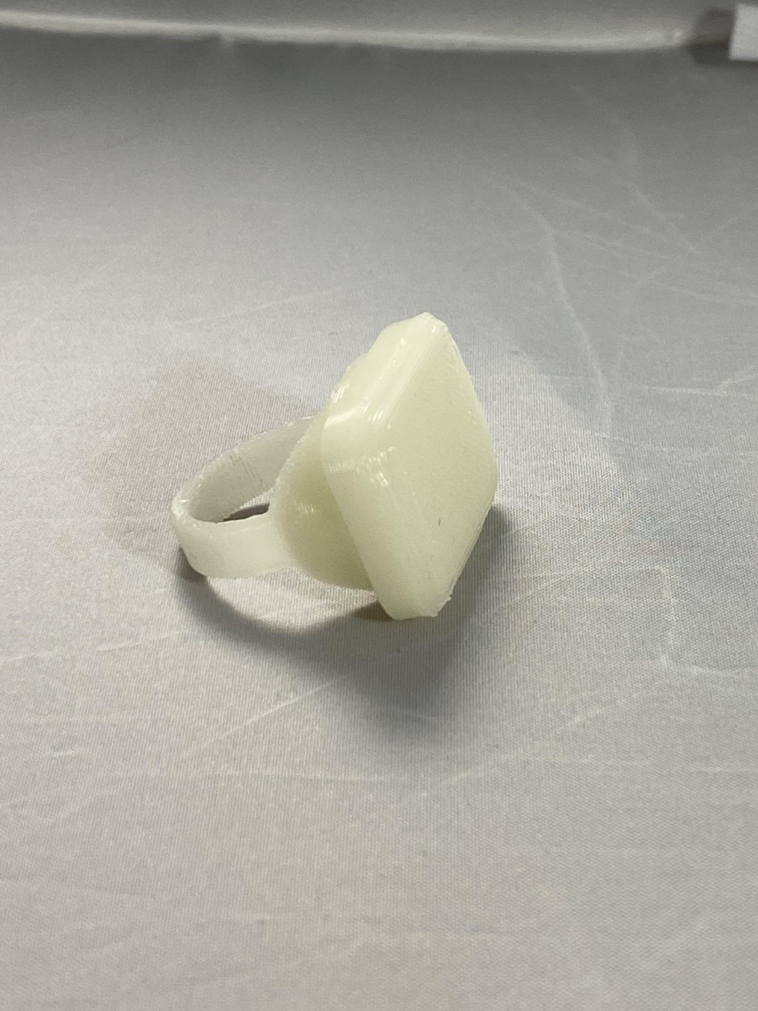 Tiêu đề Nhẫn có thể tùy chỉnh Tóm tắt Chiếc nhẫn này có