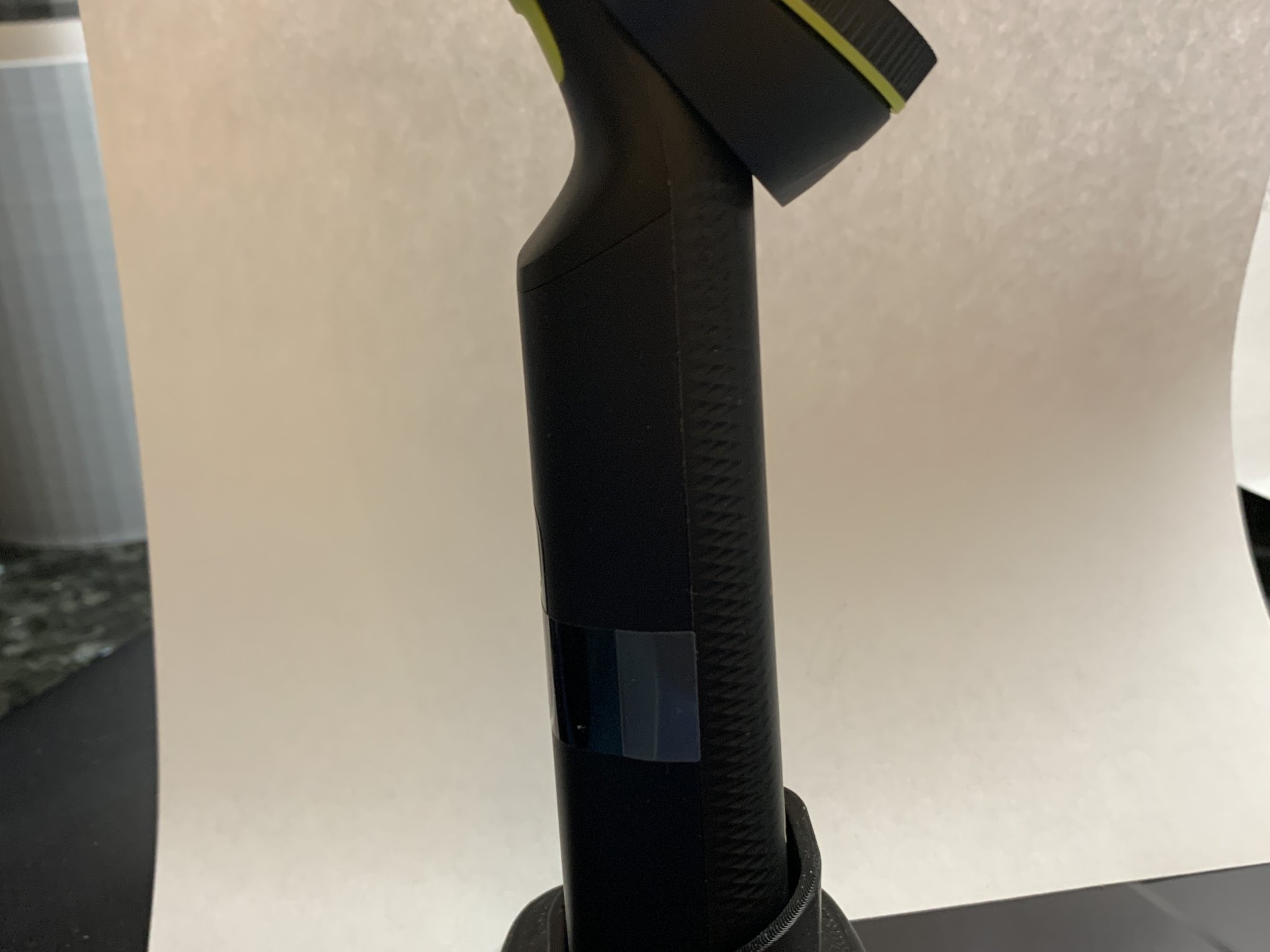 Philips Norelco OneBlade QP6530 Stand