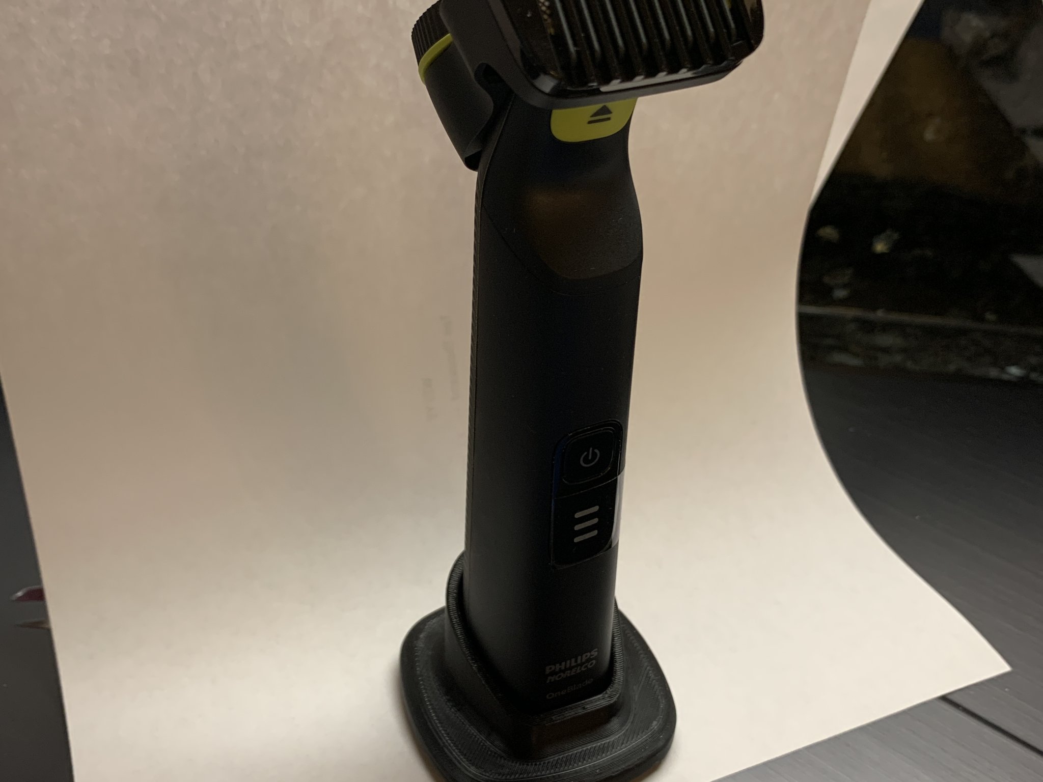 Philips Norelco OneBlade QP6530 Stand