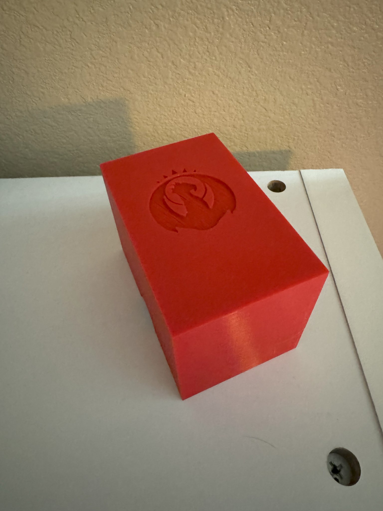 Tiêu đề MTG Deck Box với biểu tượng Izzet Tóm tắt Hộp đựng