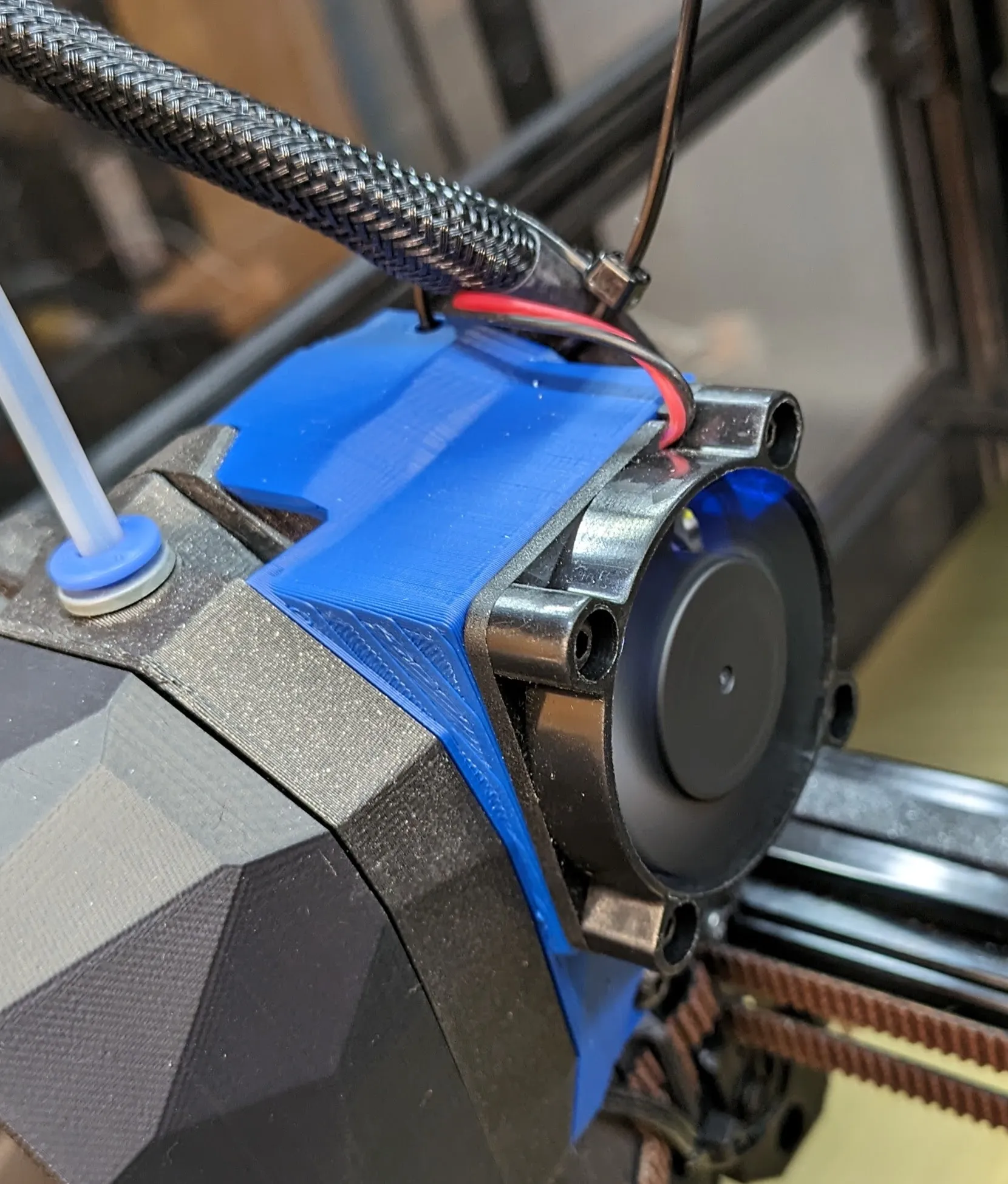 Vỏ bo mạch Stealthburner kèm đế quạt 4010