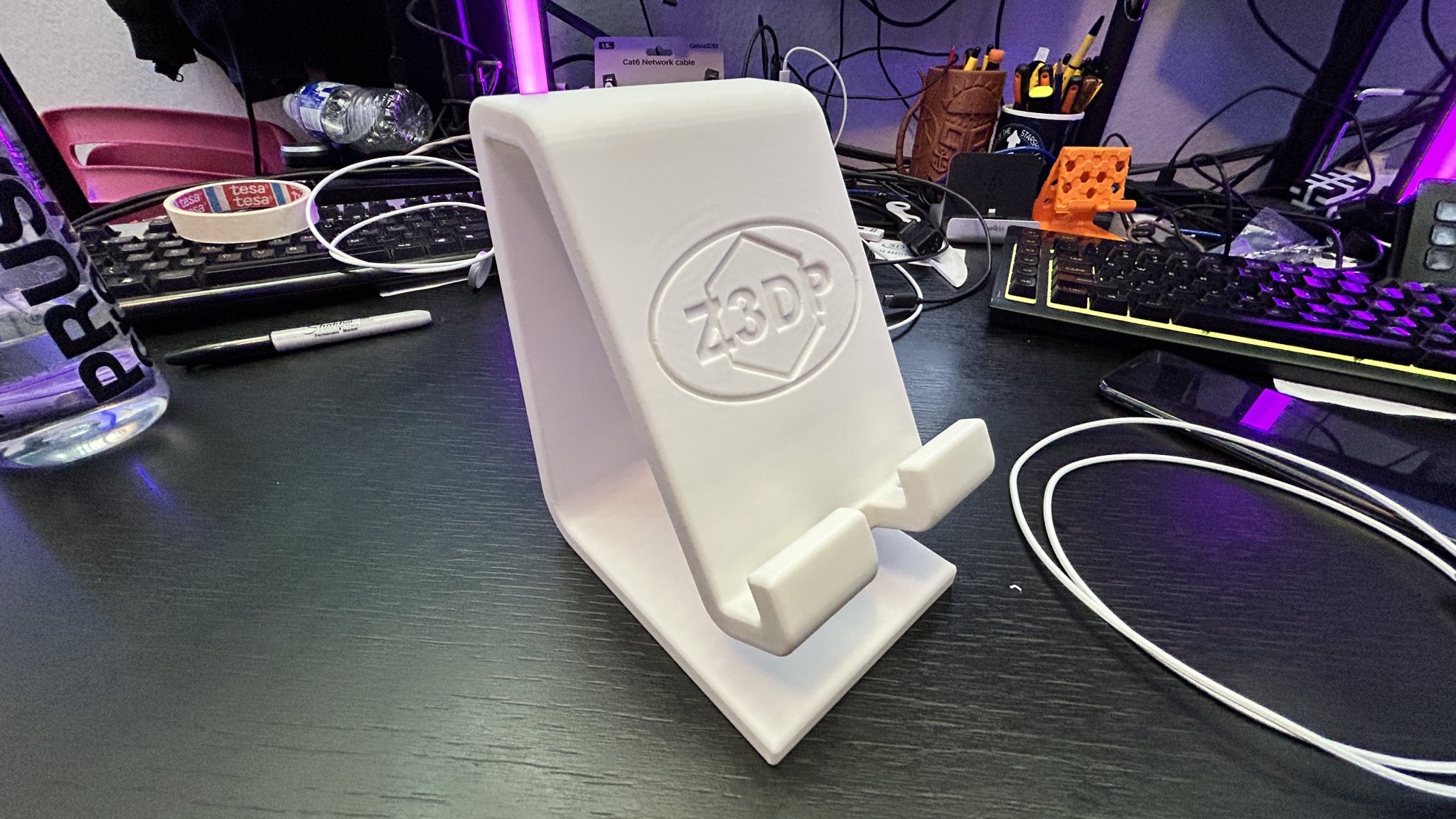 Tiêu đề Giá đỡ điện thoại thông minh và máy tính bảng - Z3DP