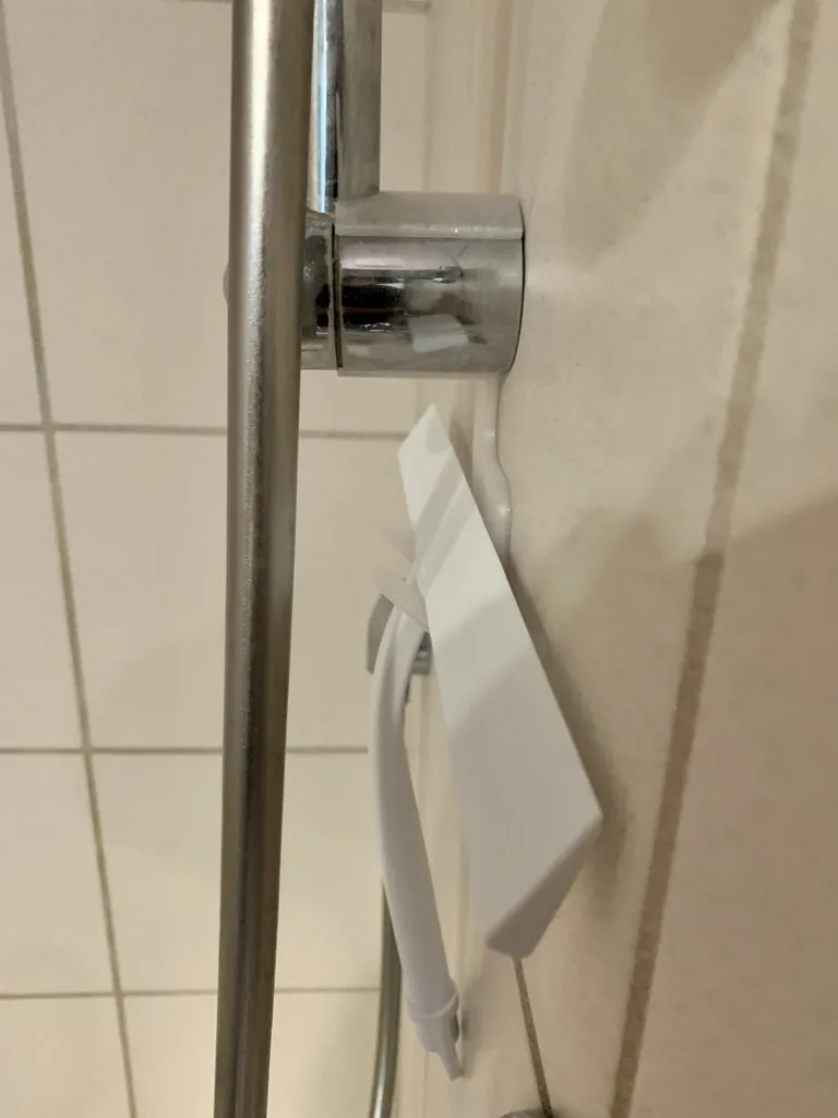 Giá đỡ cây gạt nước vòi sen cho thanh trượt Hansgrohe