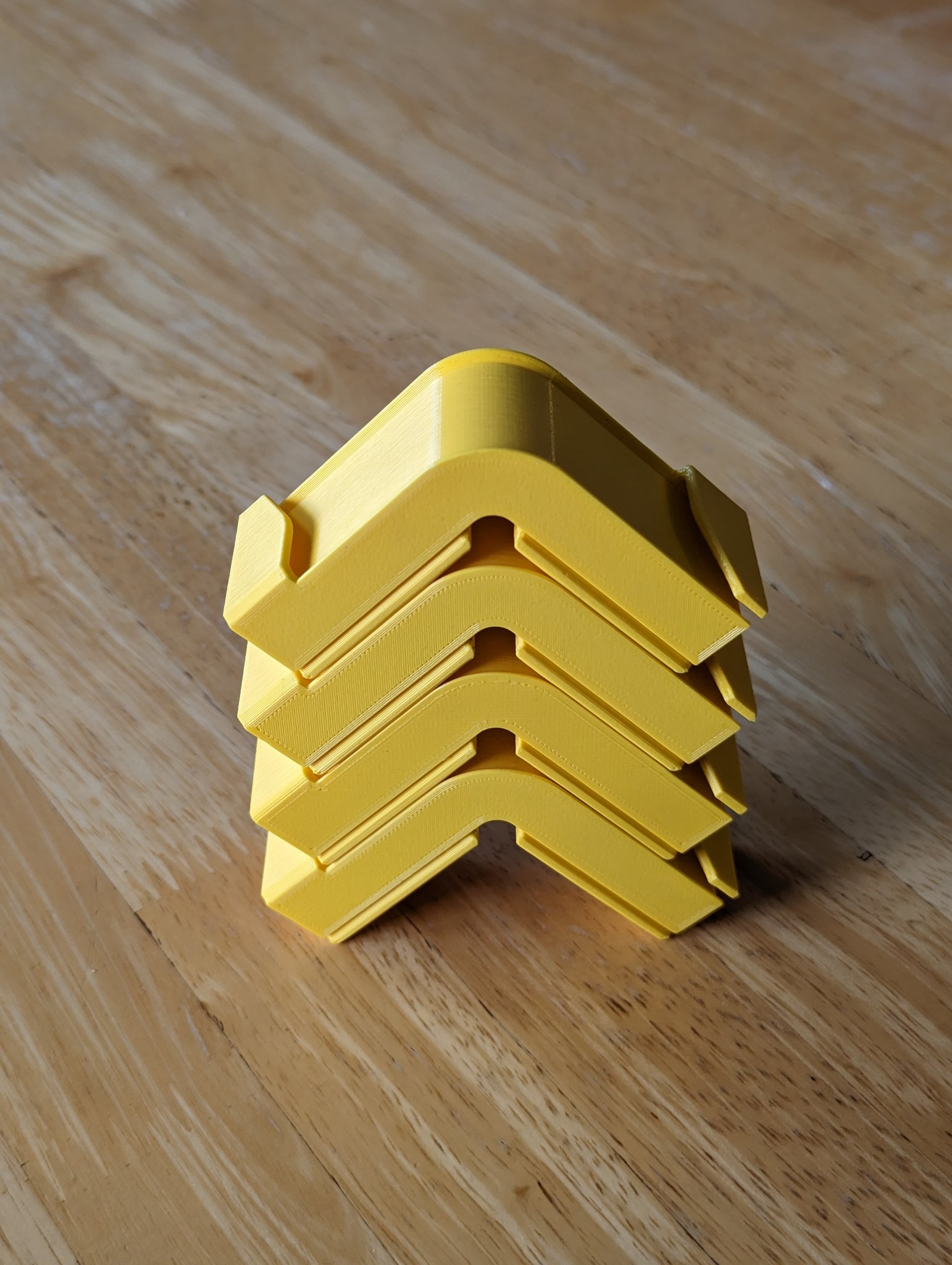 Kẹp Góc Dây Đeo