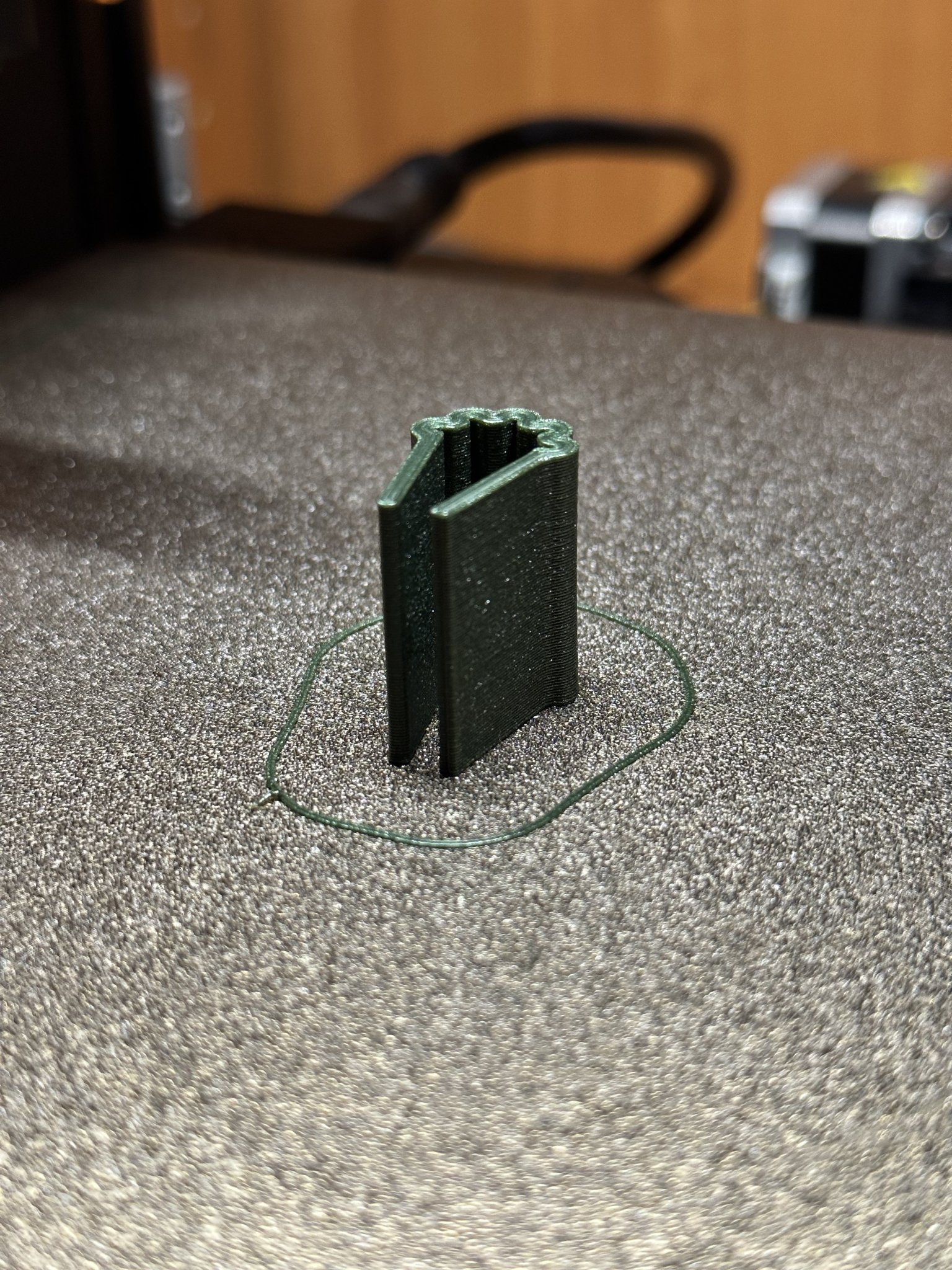 Tiêu đề Vỏ Camera Laptop Chế độ bình treo tường 4 Tóm tắt