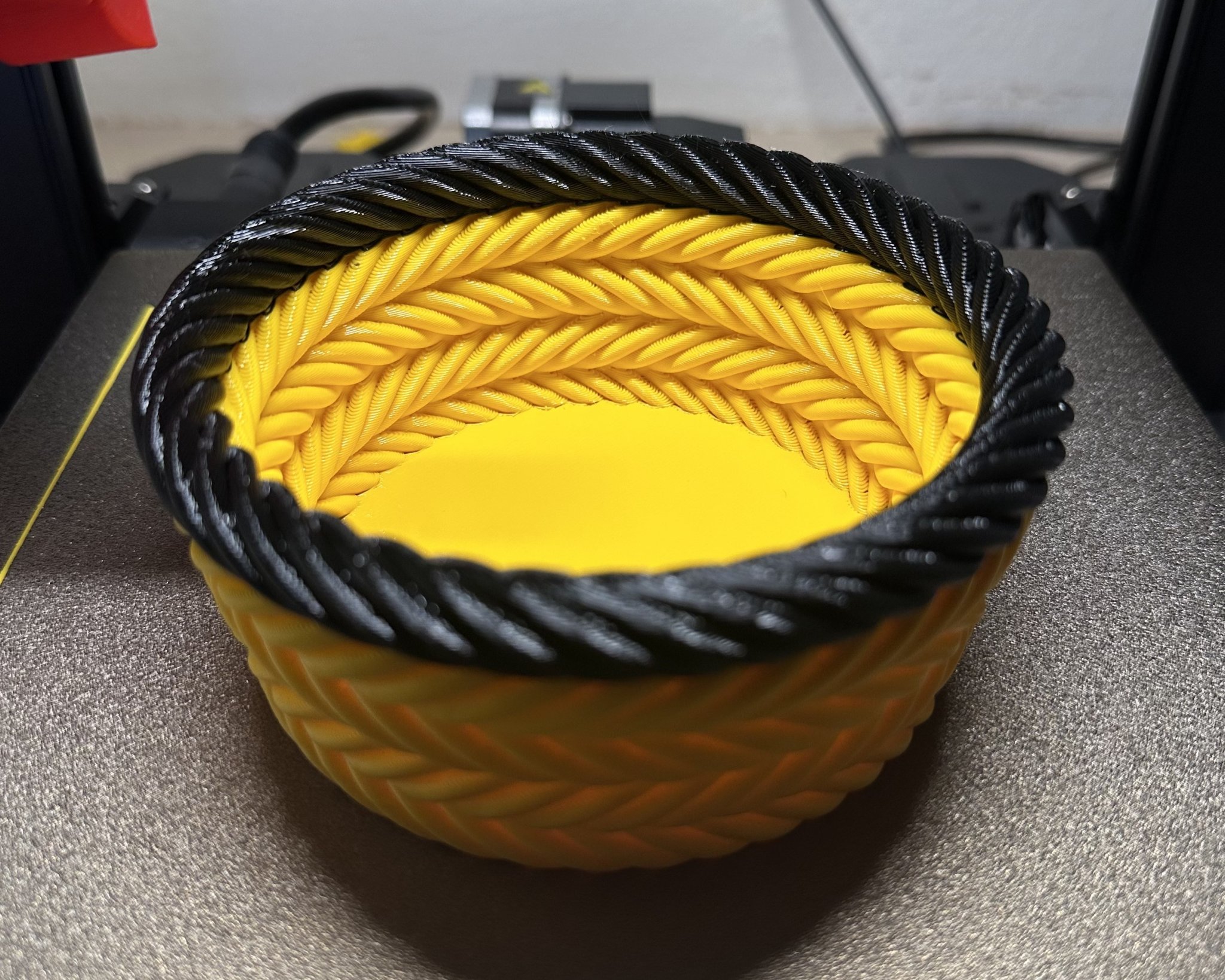 Tiêu đề Rope Bowl Được thiết kế lại để in 3D Tóm tắt Đ
