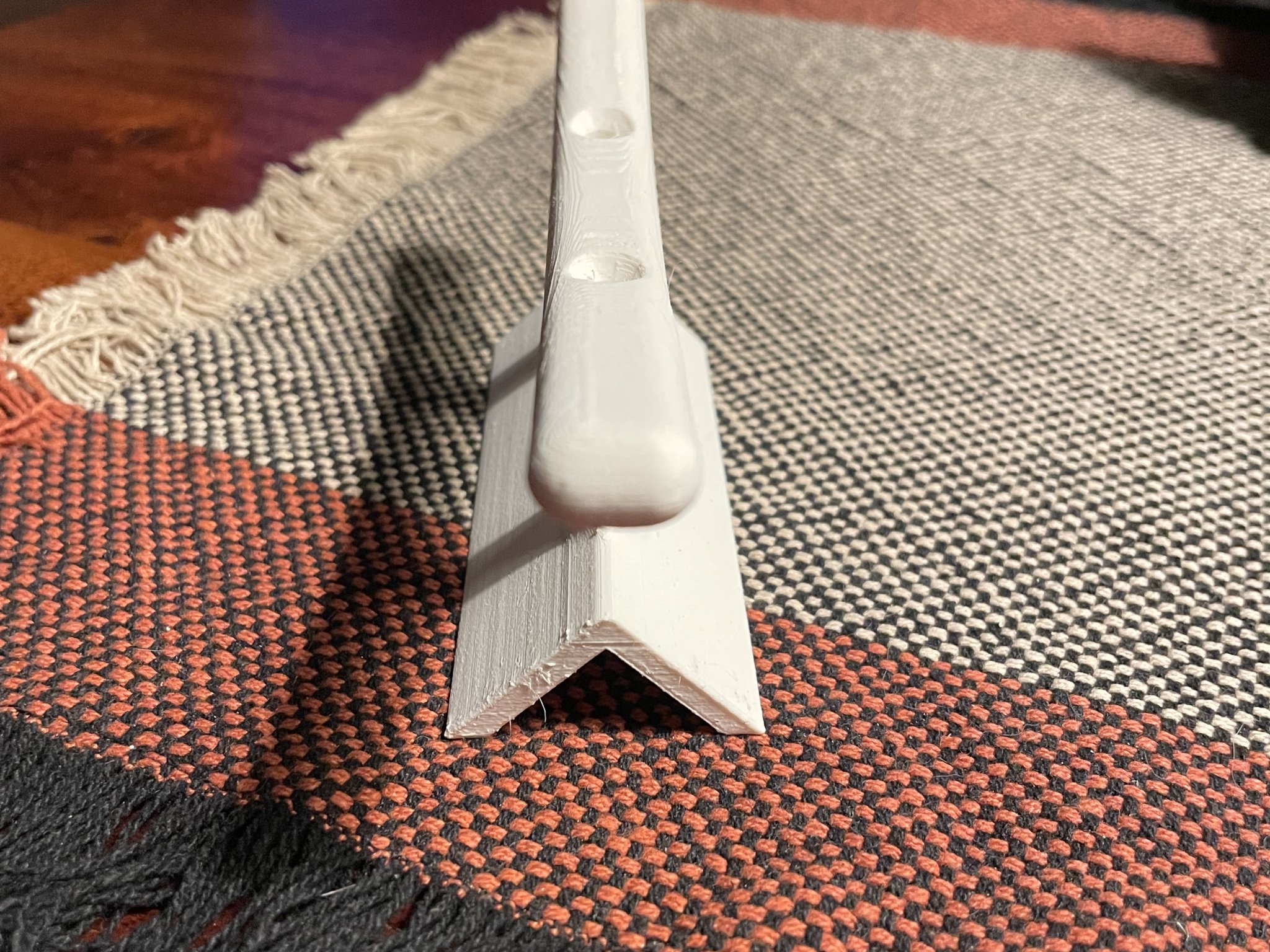 Tiêu đề Corner-Cleat 100 - 160 Klampe Tóm tắt Cleat có chiều dài