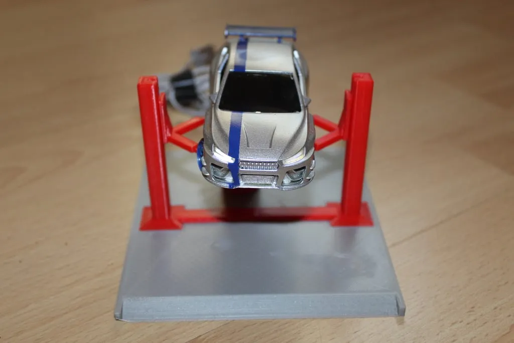 Cầu Nâng Dr!ft Cho Dây Sạc Micro USB Nam Châm Tỷ Lệ 1:43