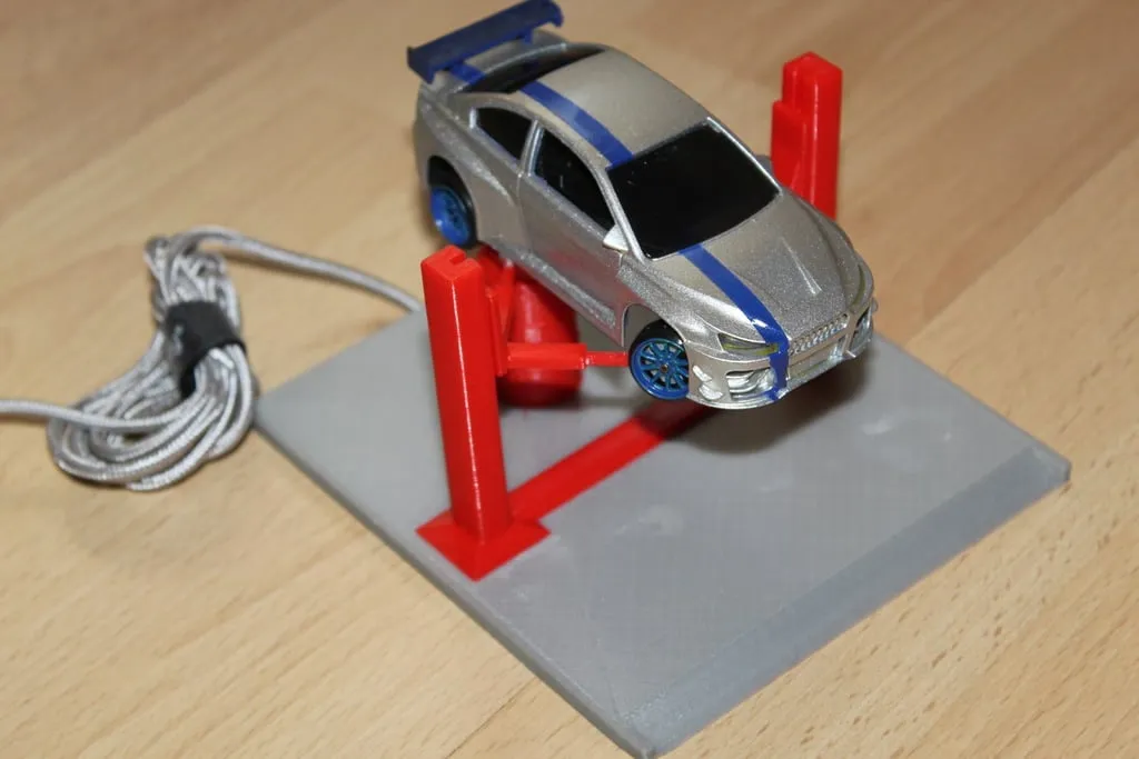 Cầu Nâng Dr!ft Cho Dây Sạc Micro USB Nam Châm Tỷ Lệ 1:43