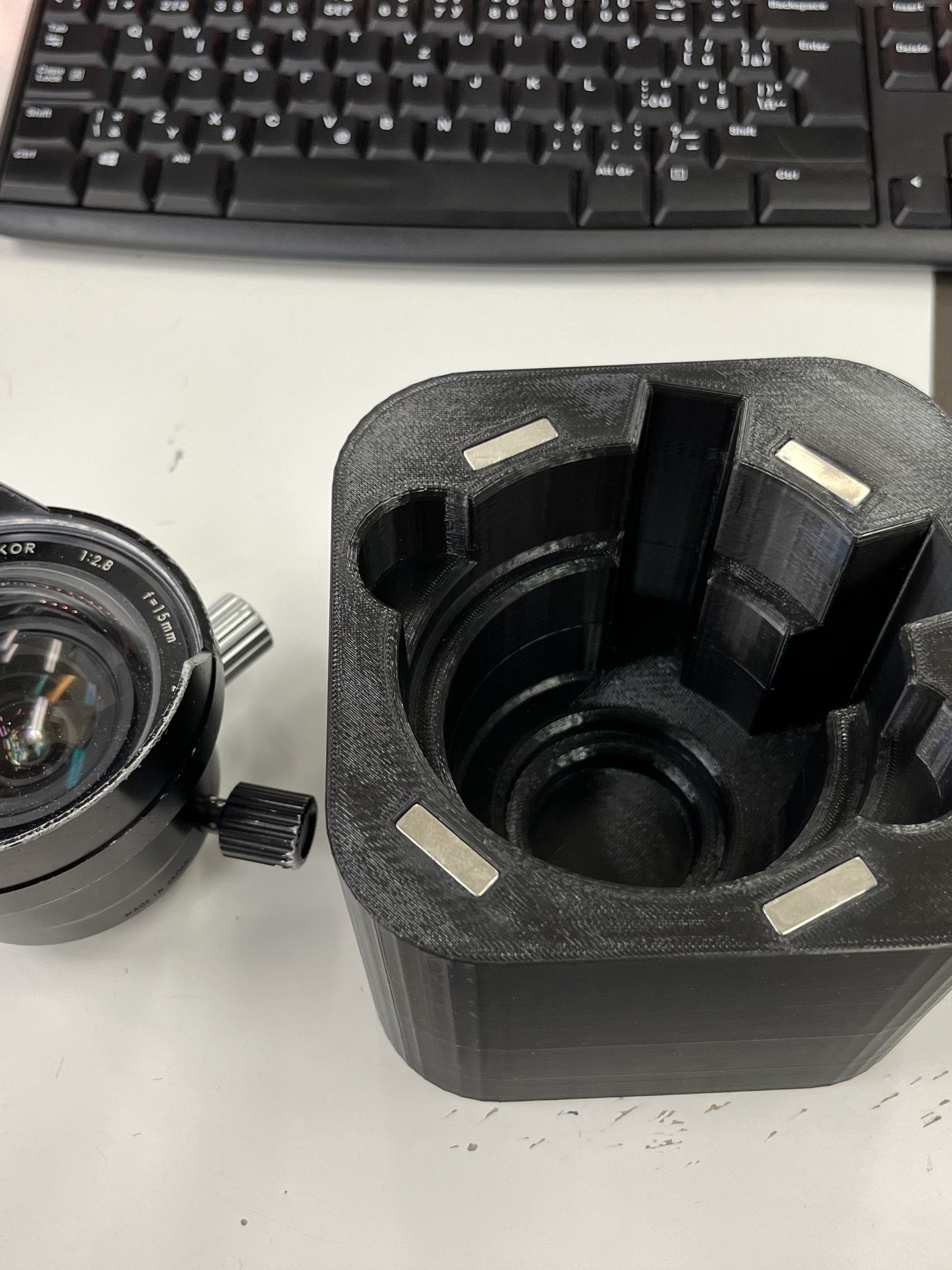 Tiêu đề Hộp đựng ống kính UW-Nikkor 15mm Ống kính Nikon 15mm R