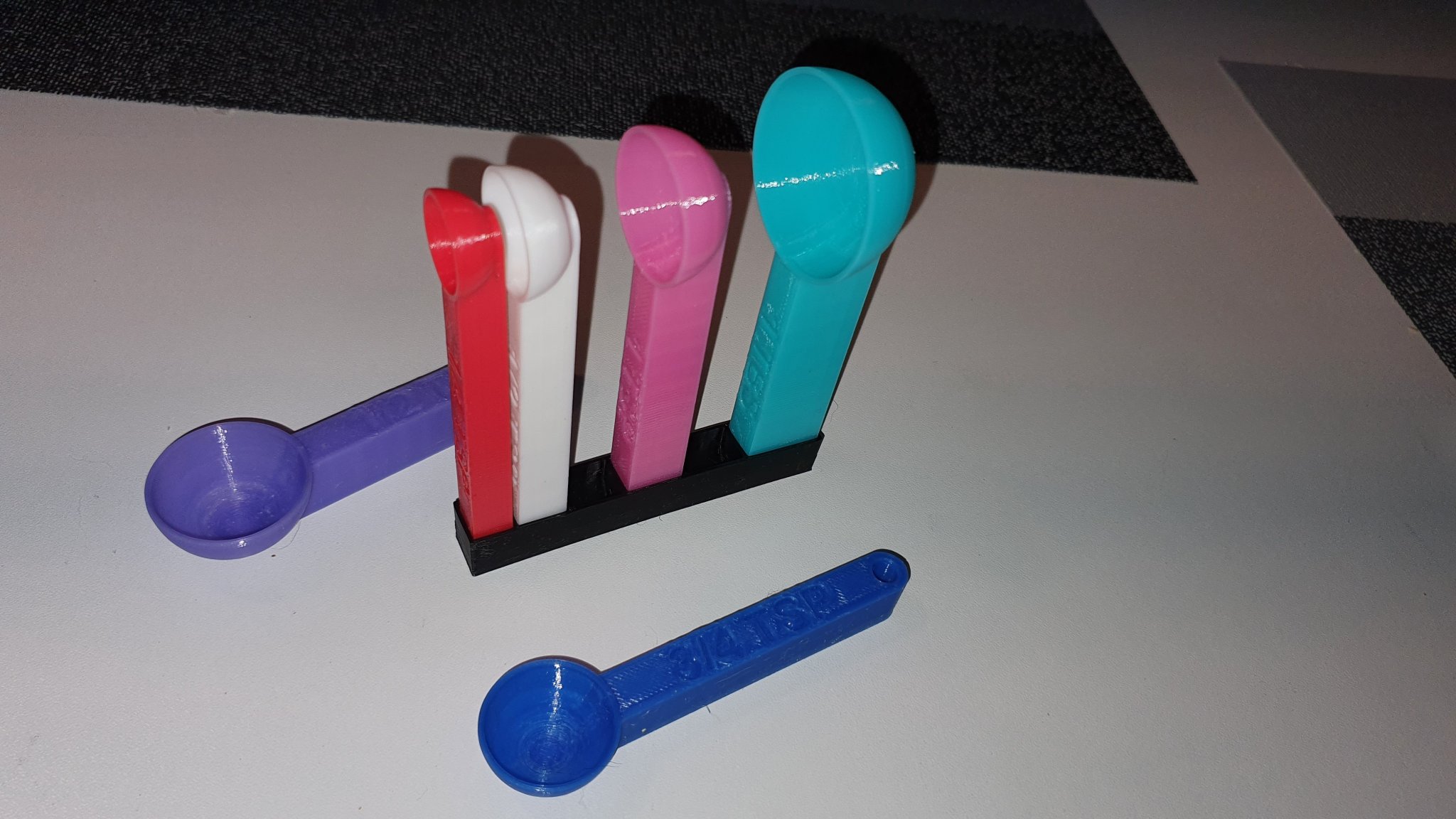 Tiêu đề Thìa đong có đế TPU Tóm tắt Thìa đong có đế TPU -