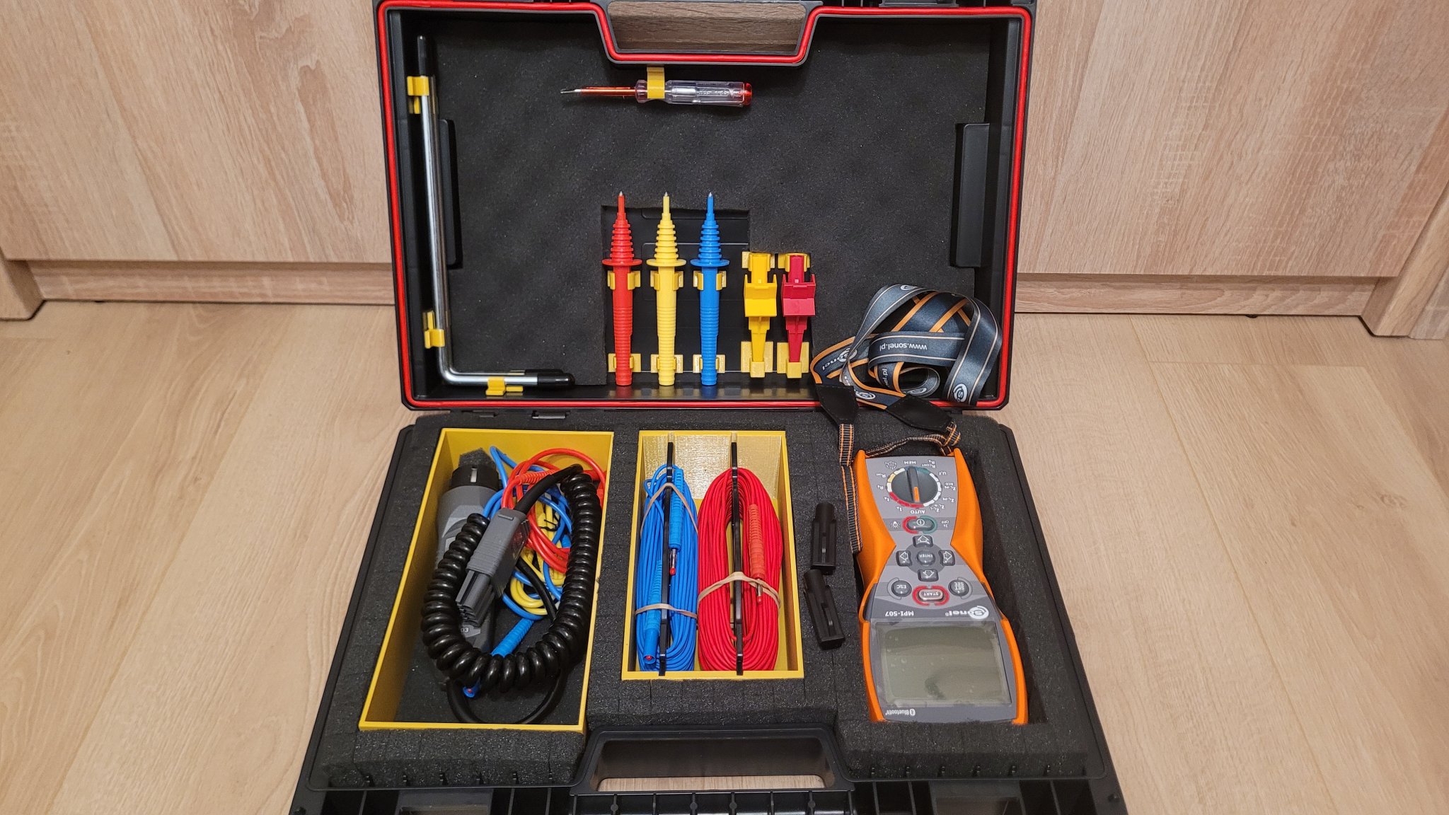 Qbrick Pro - Chỉnh sửa hộp đựng đồ cho Sonel MPI-50x