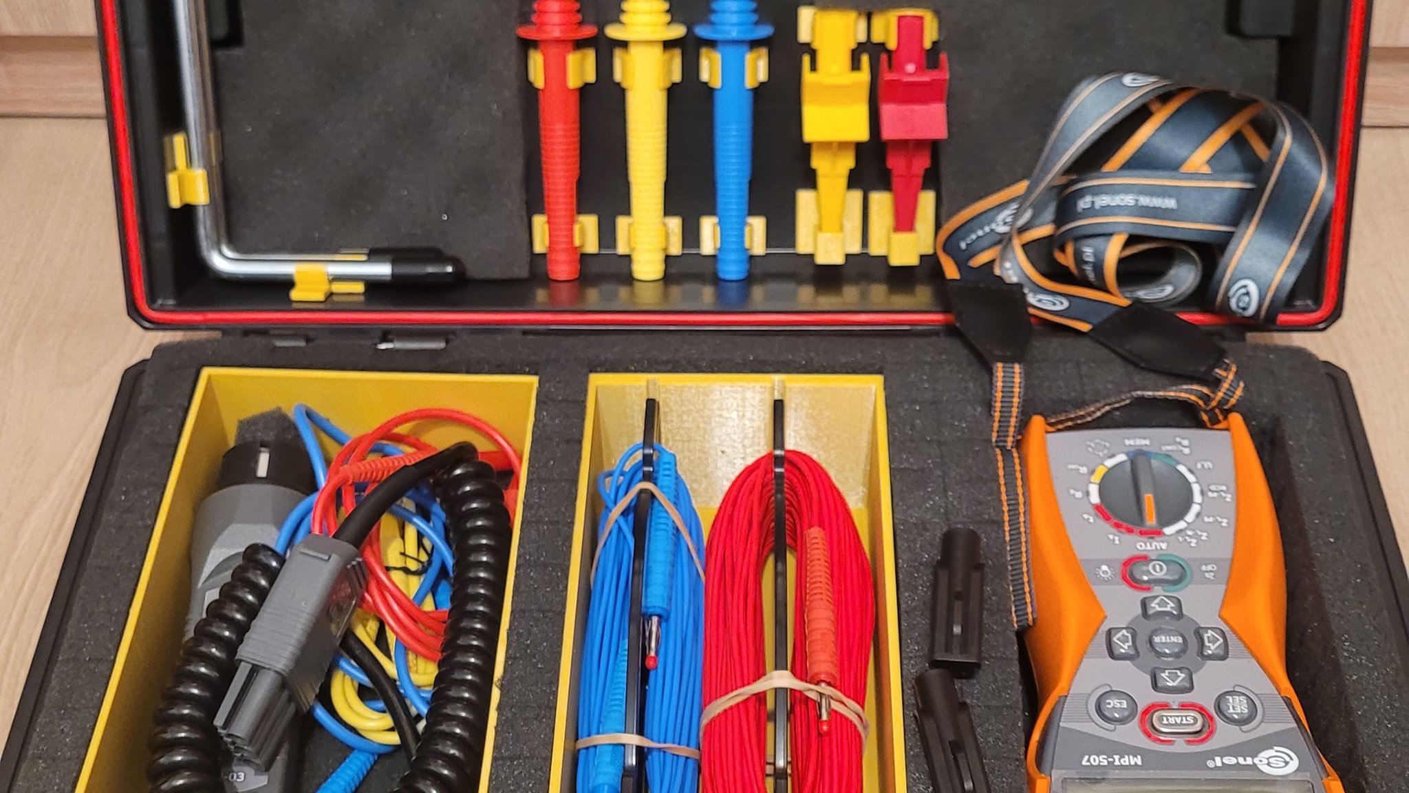 Qbrick Pro - Chỉnh sửa hộp đựng đồ cho Sonel MPI-50x