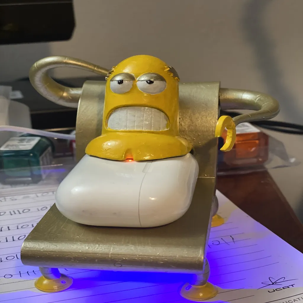 Đế Sạc AirPods Pro Hedonism Pods Pro