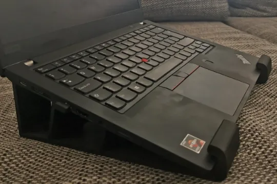 Chân Đế Laptop Tự Thiết Kế