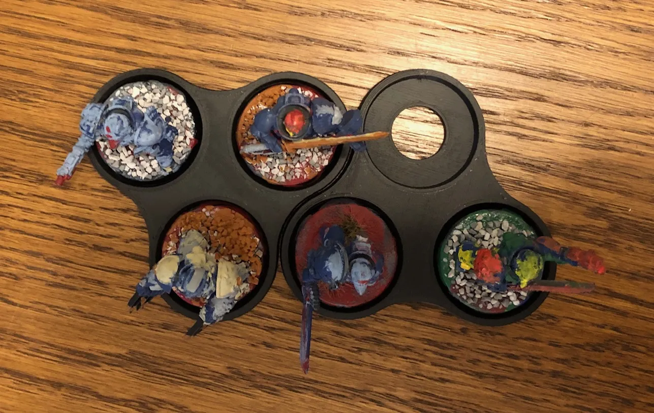 Đế Lính 3 Con x3 - Đường Kính 32mm - Warhammer / D&D