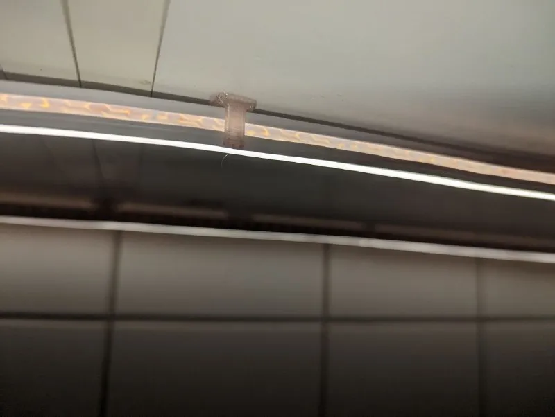 Action Balitmore LED Strip Hook