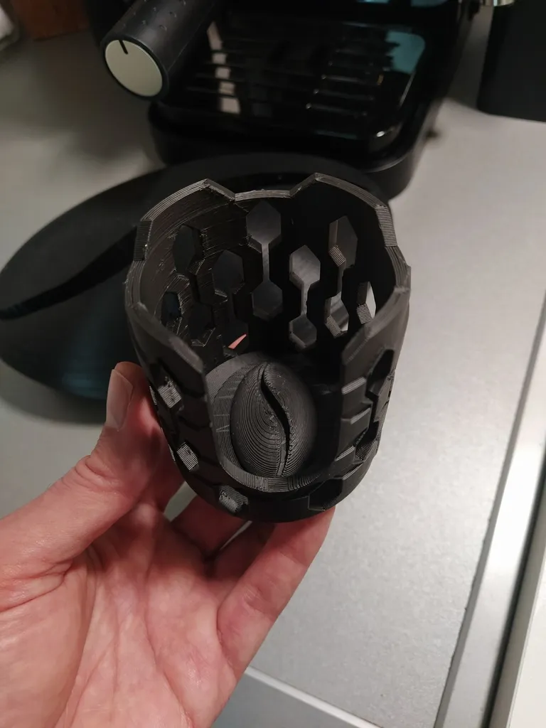 Pressee (compact espresso tamping station)