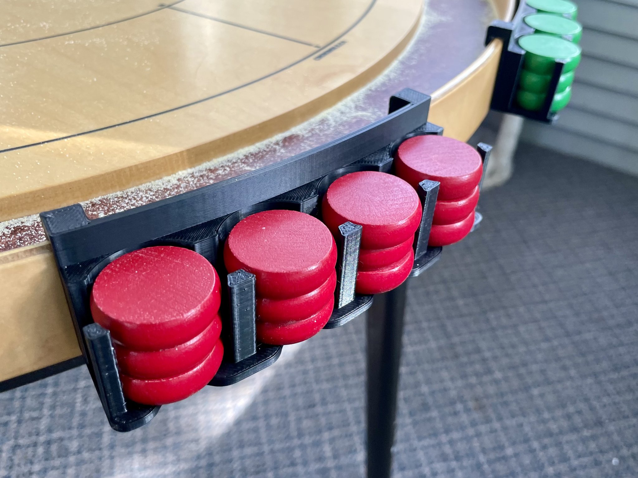 Tiêu đề Giá đĩa Crokinole Tóm tắt Giá đỡ 12 đĩa treo trên th