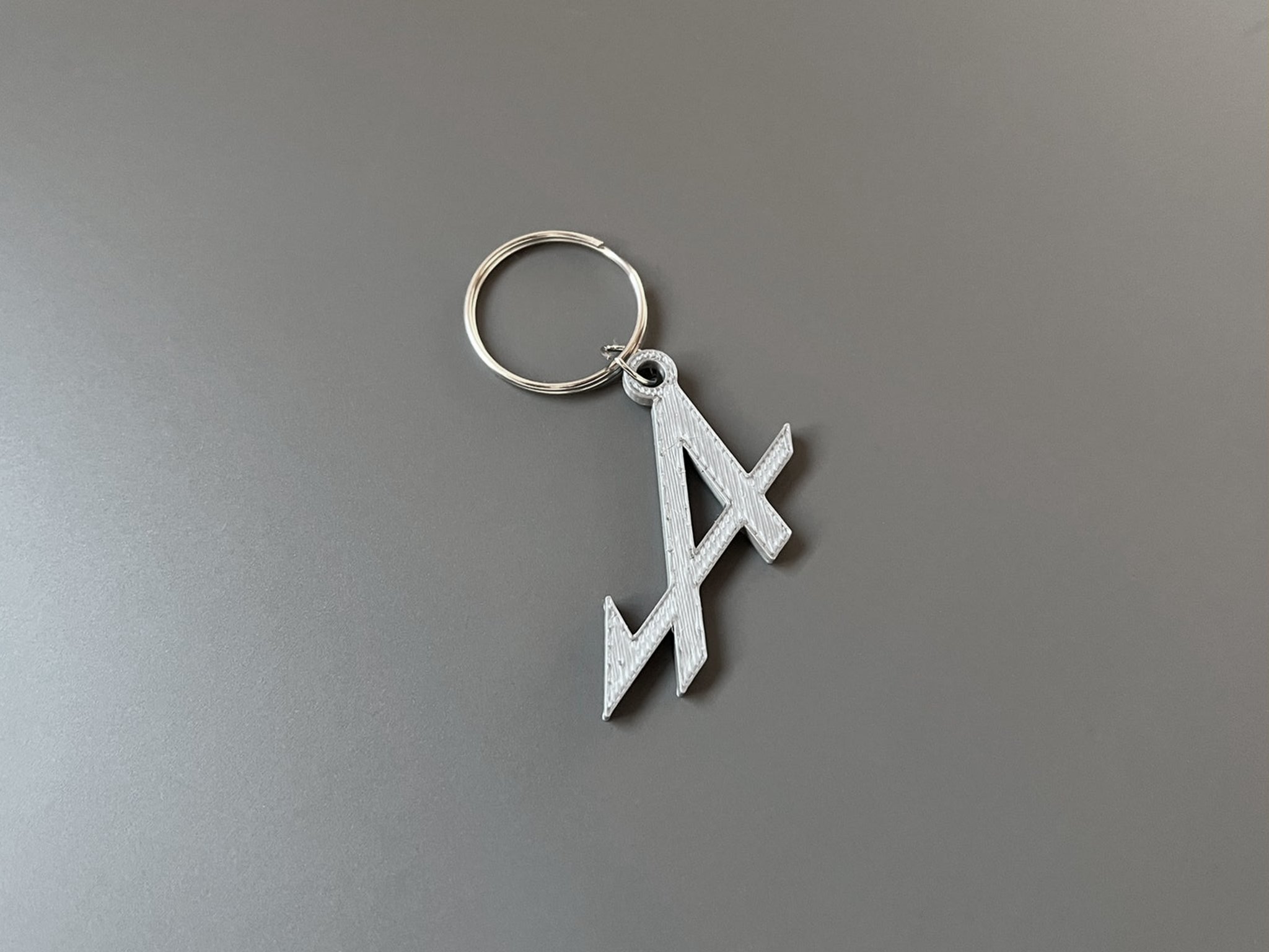 Tiêu đề Móc khóa Alpine Tóm tắt In 3D móc khóa thương hiệu Alp