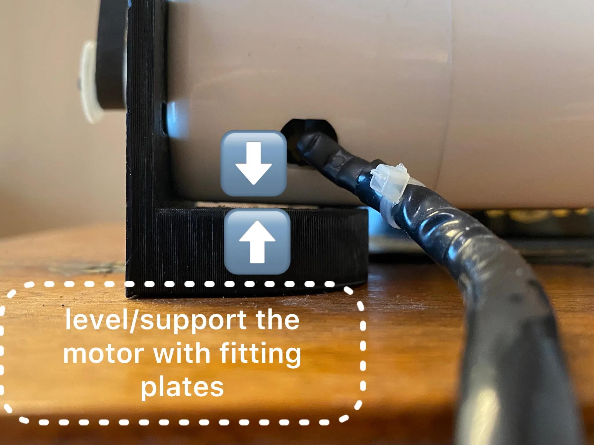 Tiêu đề Ròng rọc và giá đỡ động cơ cho máy may Singer cũ Tó