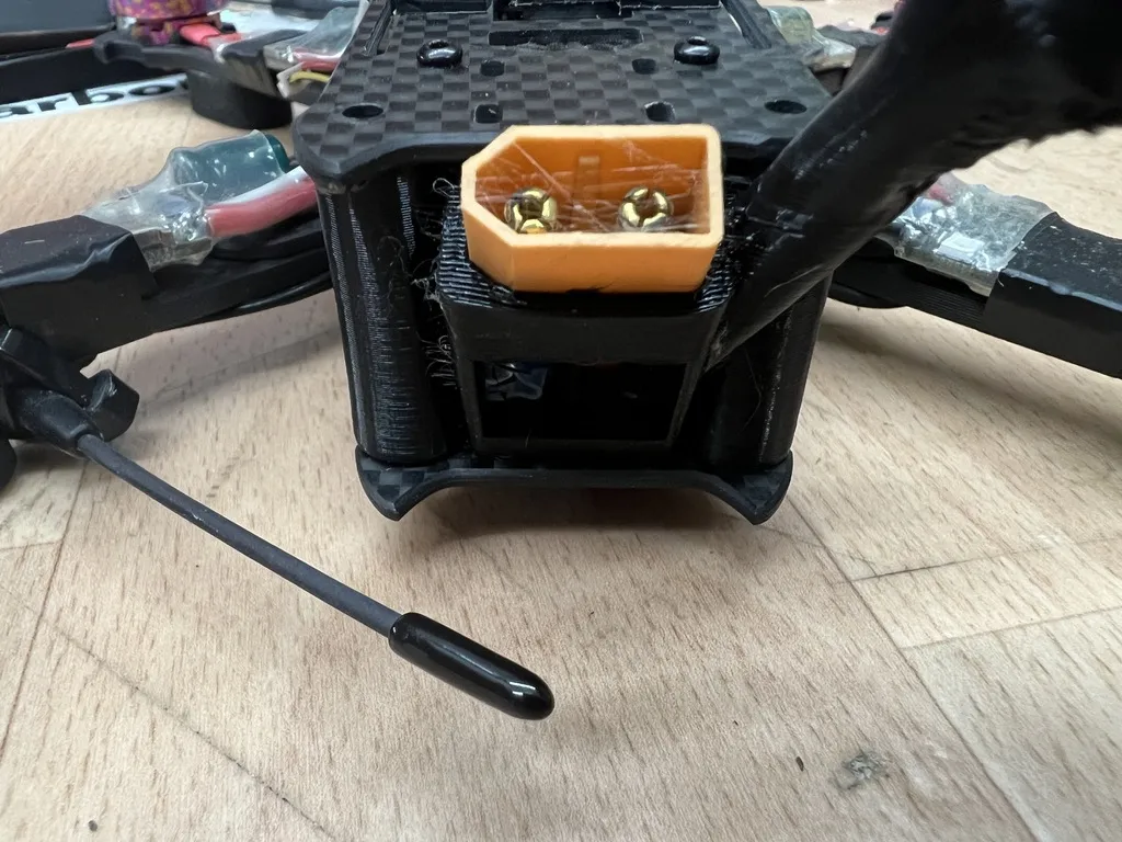 Tiêu đề iflight Lawson Battle Axe Walksnail Antenna Mount Pro Kit Tóm tắ