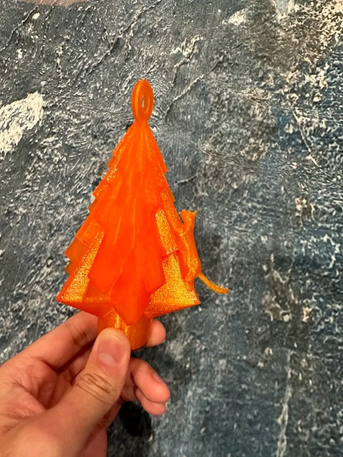 Mèo Leo Cây Thông Trang Trí Giáng Sinh