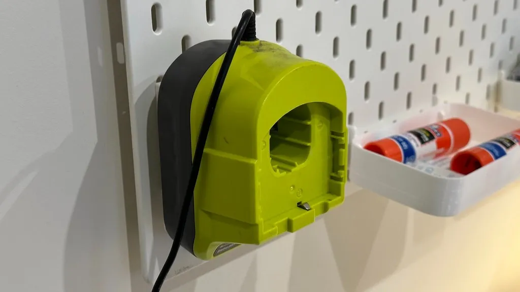 Giá đỡ Sạc Ryobi cho Tấm Ikea Skadis