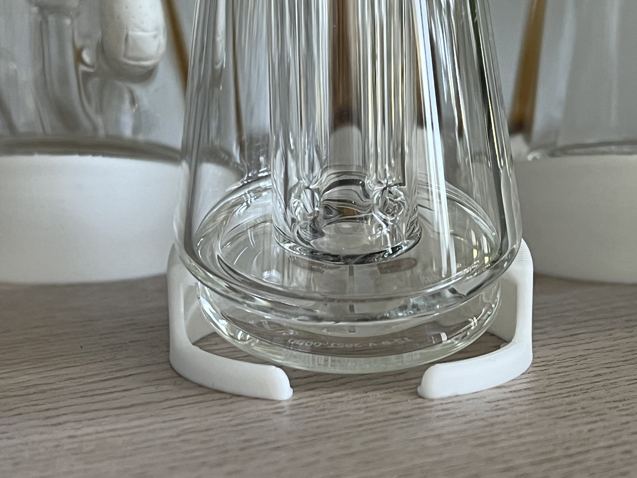 Tiêu đề Đế kính Puffco Peak Tóm tắt Giữ ly của bạn thẳng đ