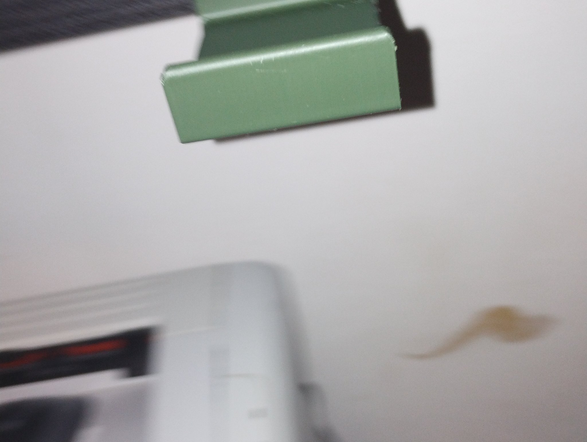 Title držák na sluchátka Tóm tắt jedná se o držák na sluchátka na p