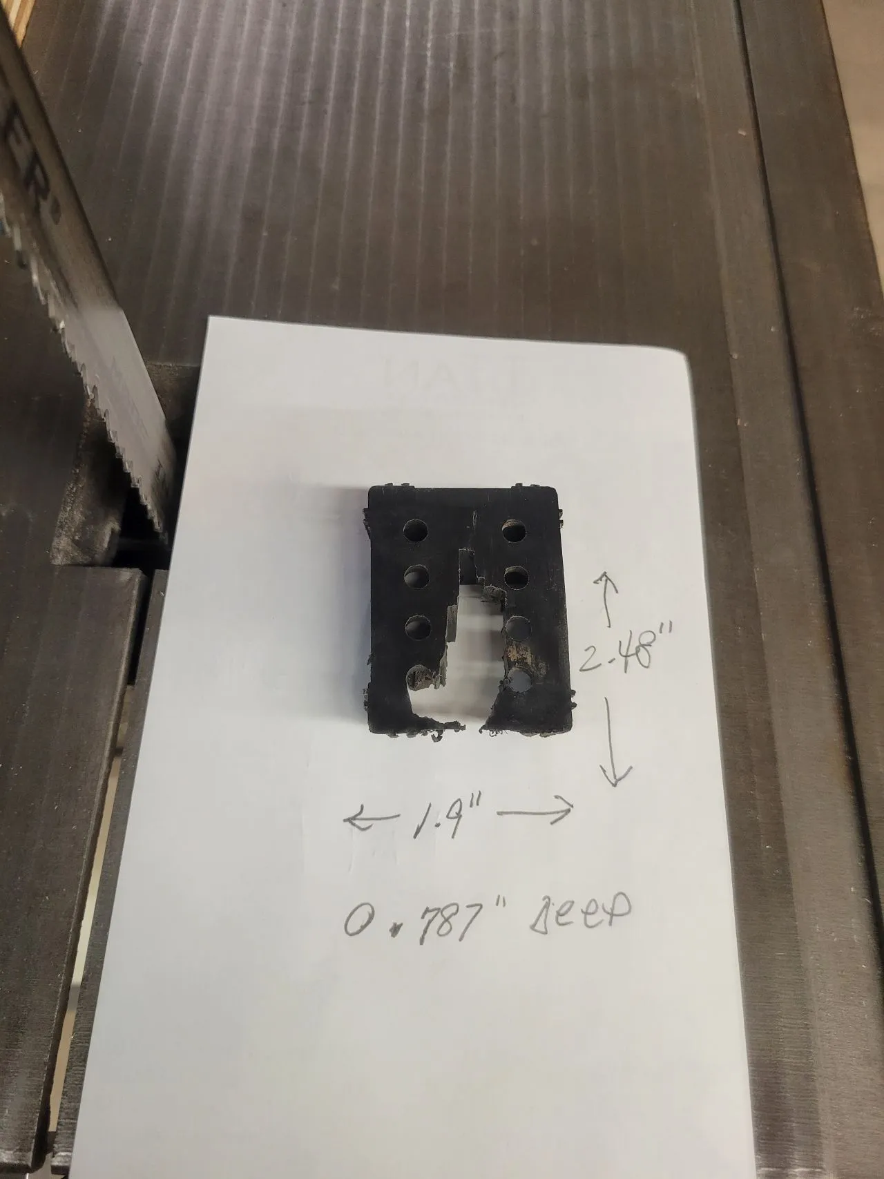 Tiêu đề Tấm họng cưa Agazzani B18 Tóm tắt Miếng đệm họng t