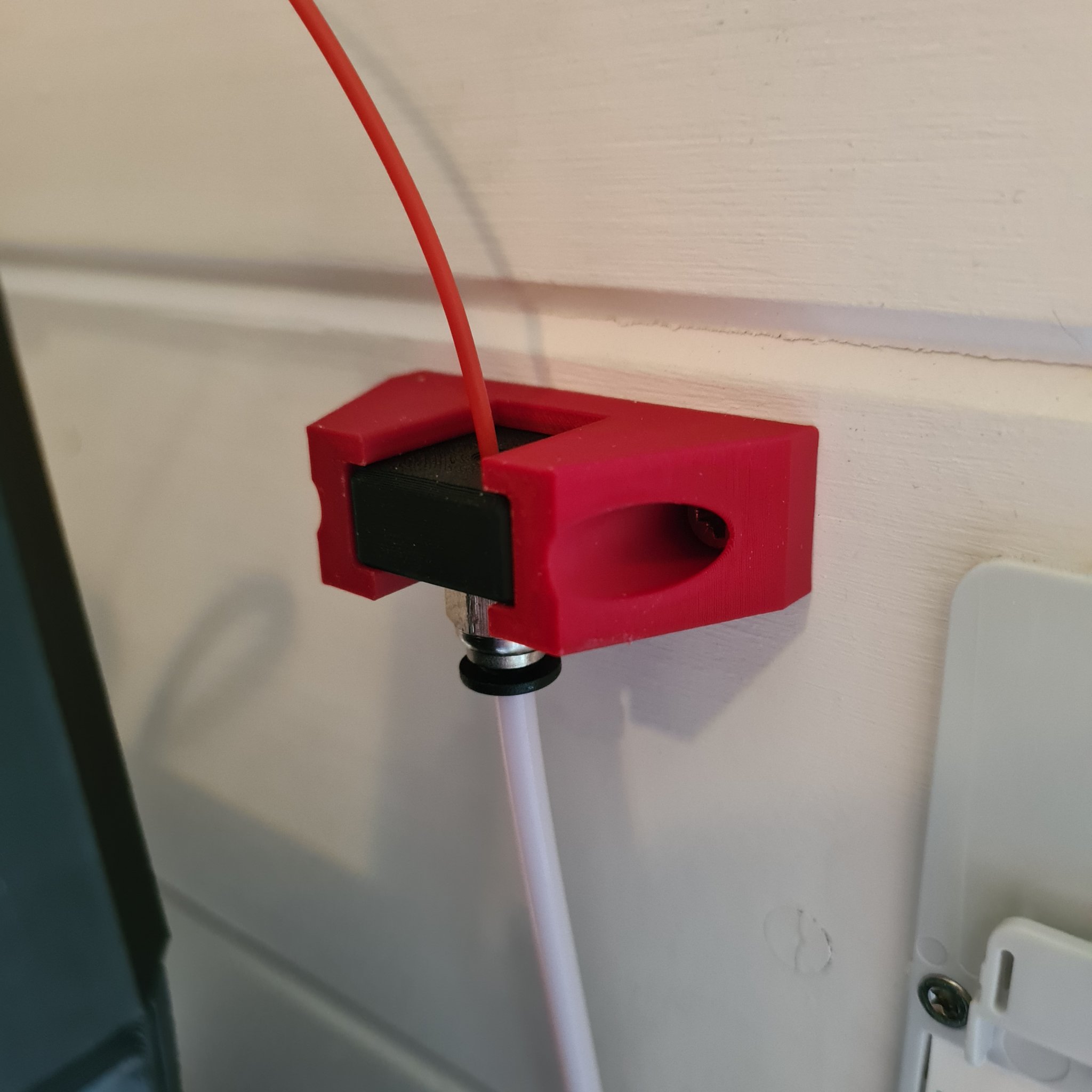 Wall Mounted PTFE Holder Designed for the Larger Screw Coupling