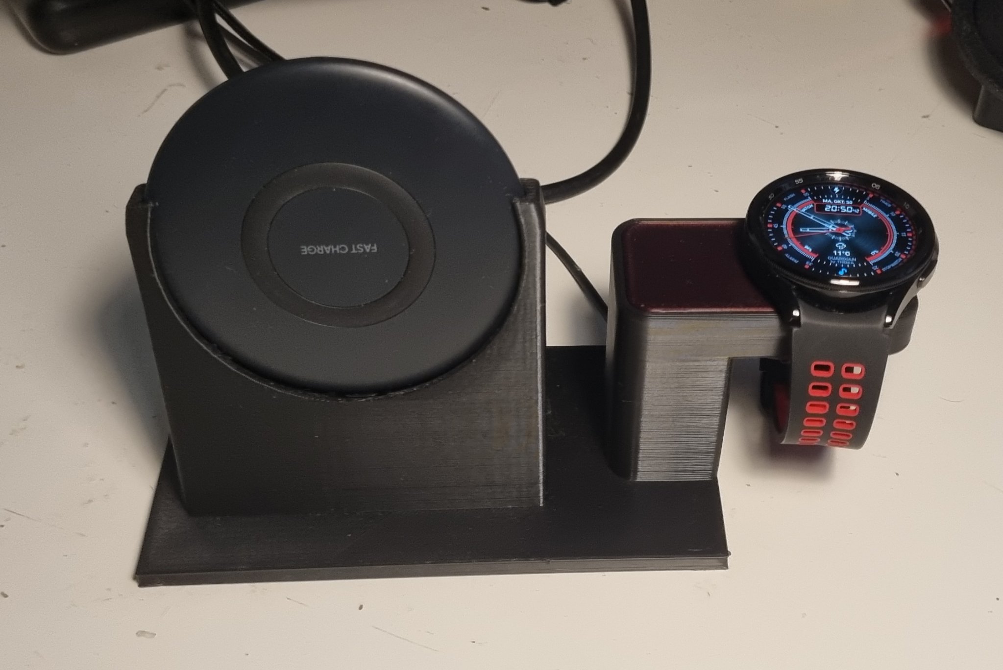 Tiêu đề Đế sạc không dây cho điện thoại và đồng hồ Tóm