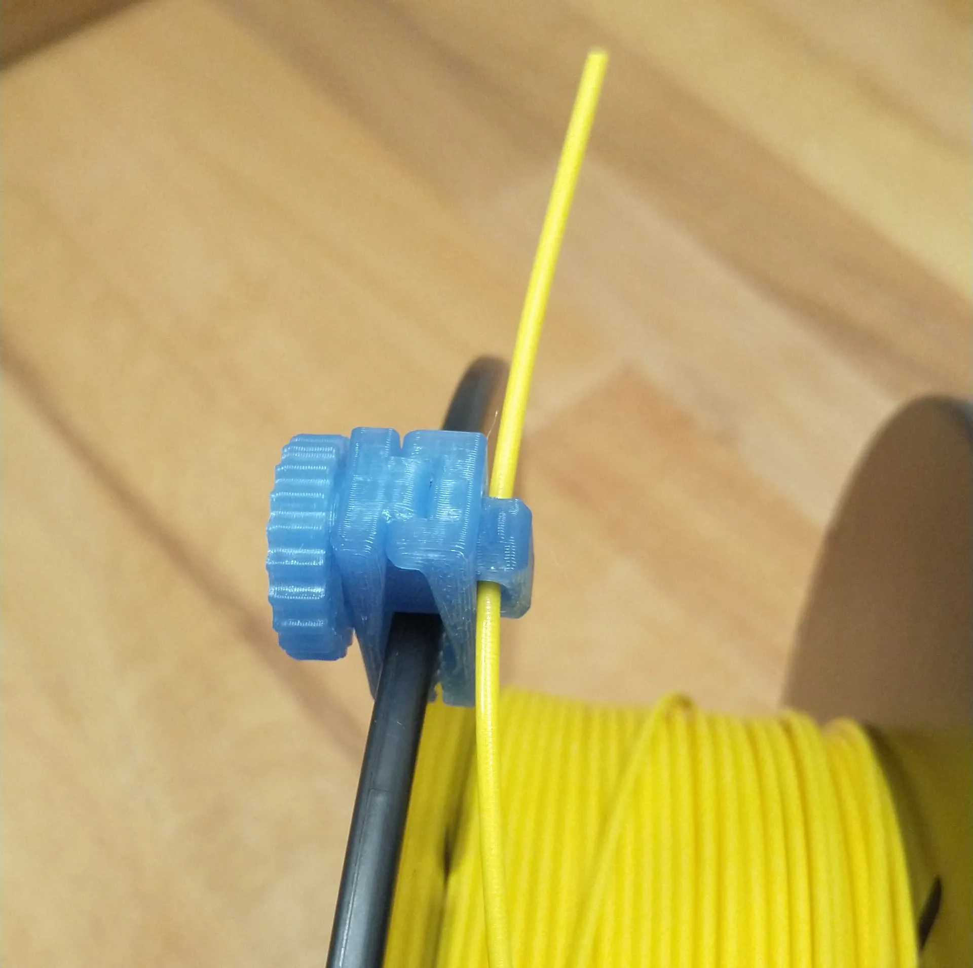 Tiêu đề Kẹp dây tóc Kẹp Klammer Tóm tắt der Filamentanfang kann