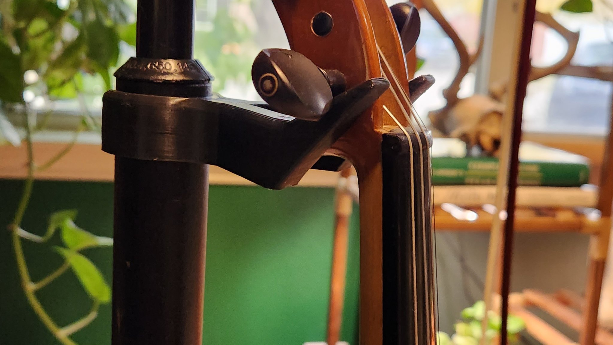 Kẹp Violin Cho Chân Nhạc Cụ Wenger