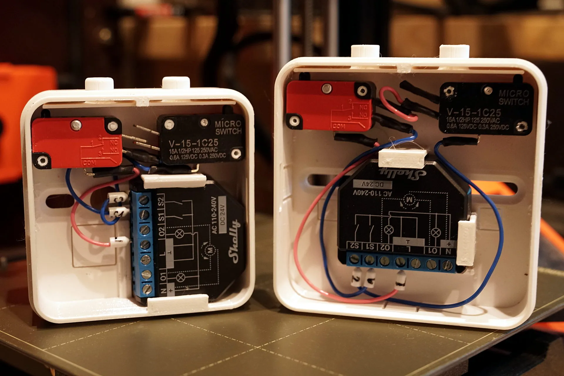 Tiêu đề Shelly Plus 2PM Hausing với 2 microswitch để điều khiển r