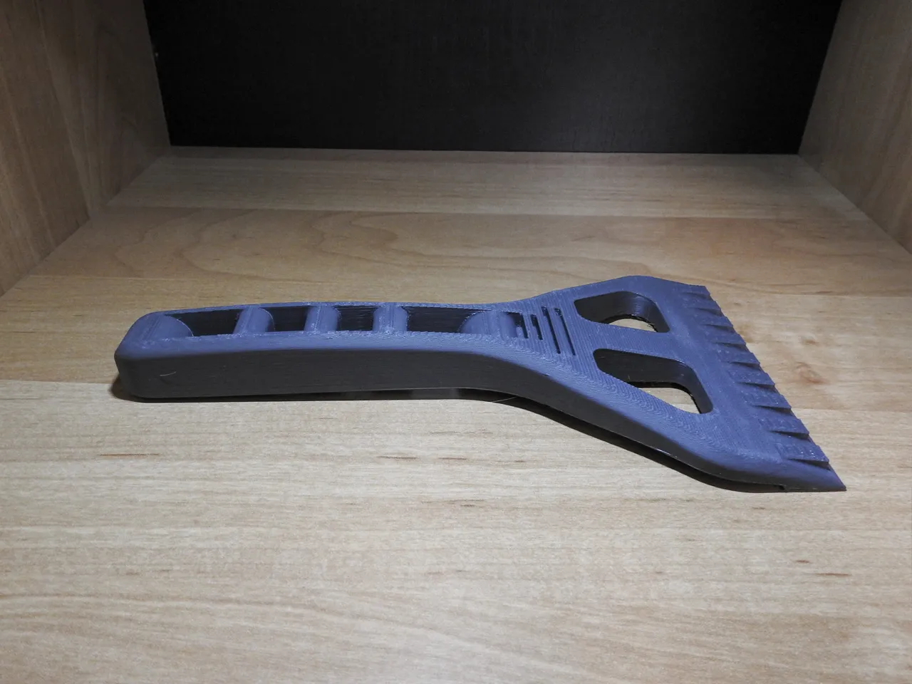 Dụng cụ cạo băng